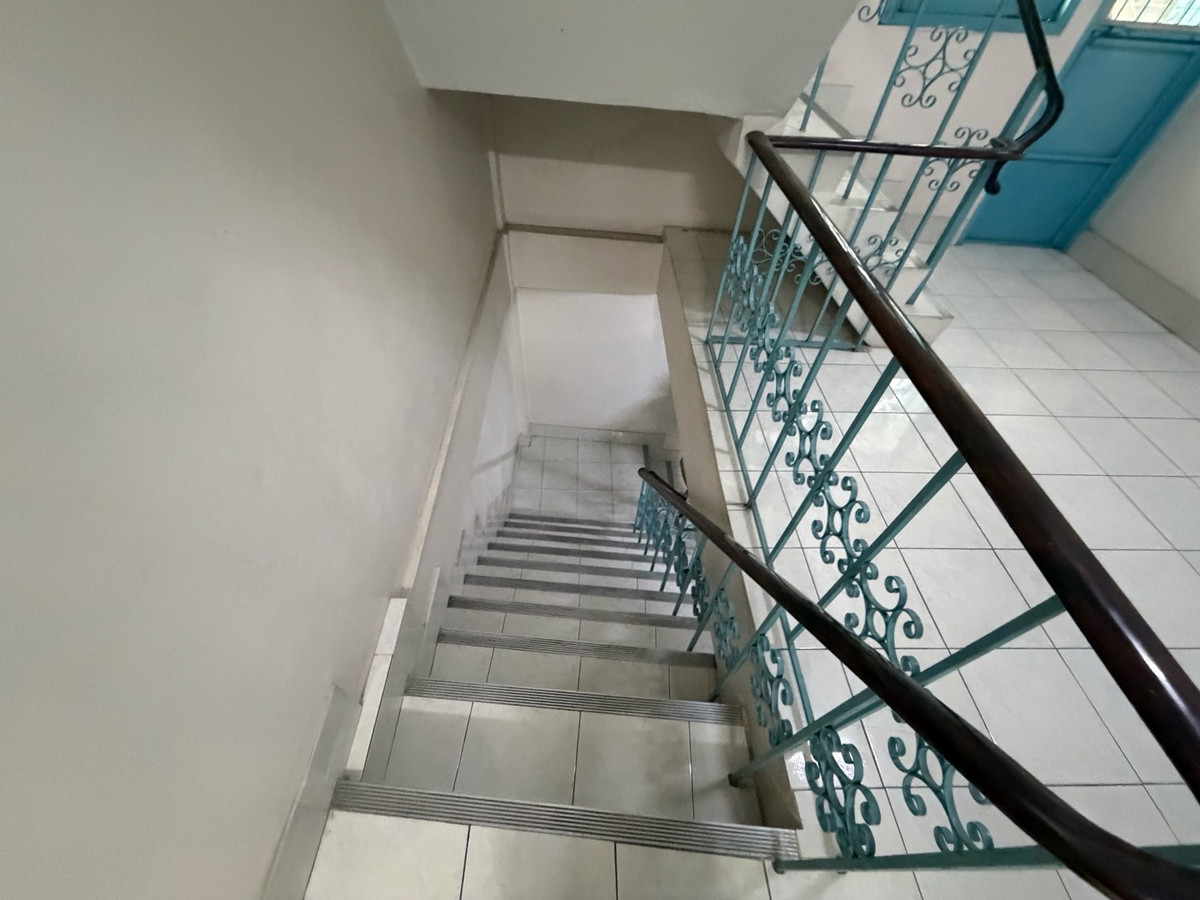 ขายปิ่นเกล้า จรัญสนิทวงศ์ : ขายหอพักปากซอยจรัญ23/1   ห้องเช่าจรัญ23 (บ้านคุณนิยม) 
76 เมตร ปากซอยจรัญฯ