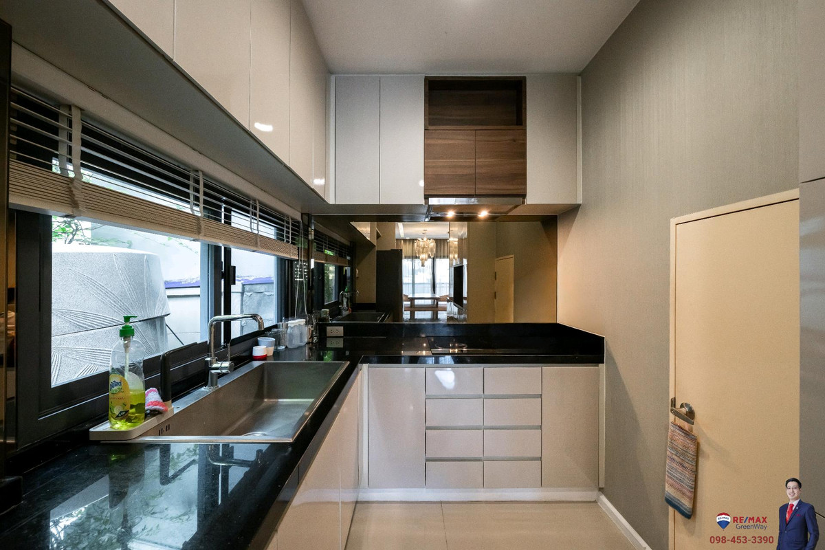 ขายราษฎร์บูรณะ สุขสวัสดิ์ : (มาใหม่!) [ขาย : บ้านตัวอย่าง 😍] บ้านกลางเมือง สาทร-สุขสวัสดิ์ 
42.2 ตร.วา 218 ตร.ม. 4 ห้องนอน 4 ห้องน้ำ + 1 ห้องทำงาน 3-4 ที่จอดรถ