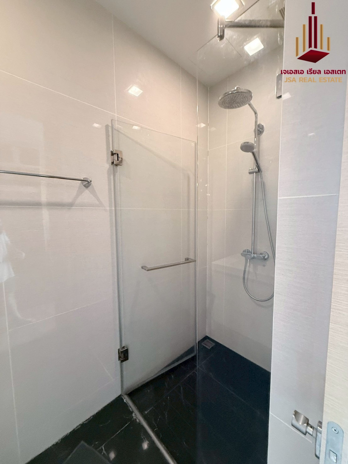 ขายคอนโดสุขุมวิท อโศก ทองหล่อ : ✨ ขาย Park 24 ✨Only 4.3 MB