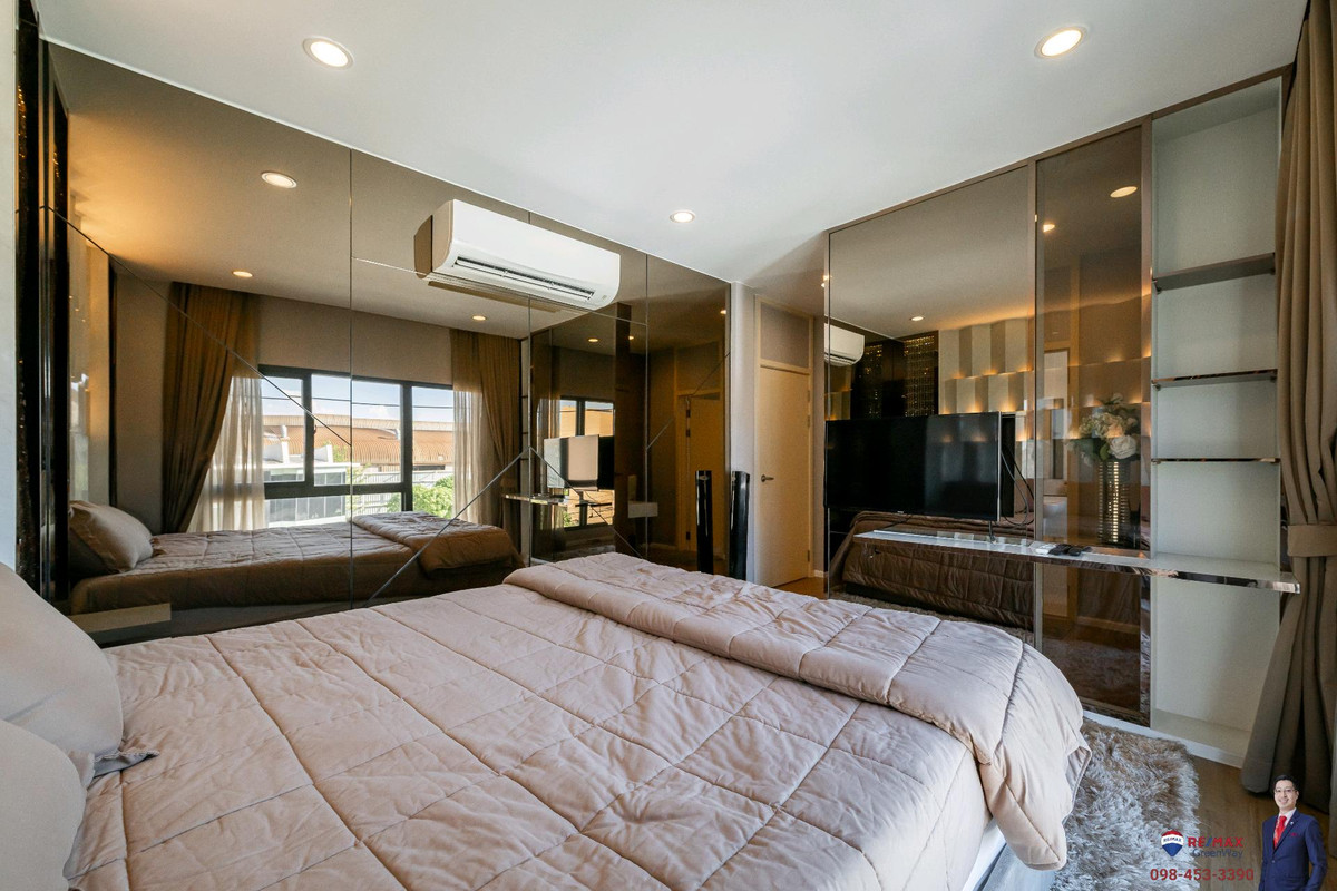 ขายราษฎร์บูรณะ สุขสวัสดิ์ : (มาใหม่!) [ขาย : บ้านตัวอย่าง 😍] บ้านกลางเมือง สาทร-สุขสวัสดิ์ 
42.2 ตร.วา 218 ตร.ม. 4 ห้องนอน 4 ห้องน้ำ + 1 ห้องทำงาน 3-4 ที่จอดรถ