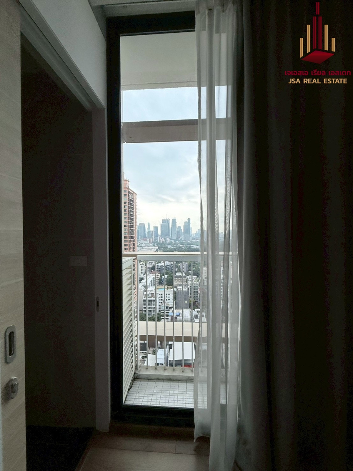 ขายคอนโดสุขุมวิท อโศก ทองหล่อ : ✨ ขาย Park 24 ✨Only 4.3 MB