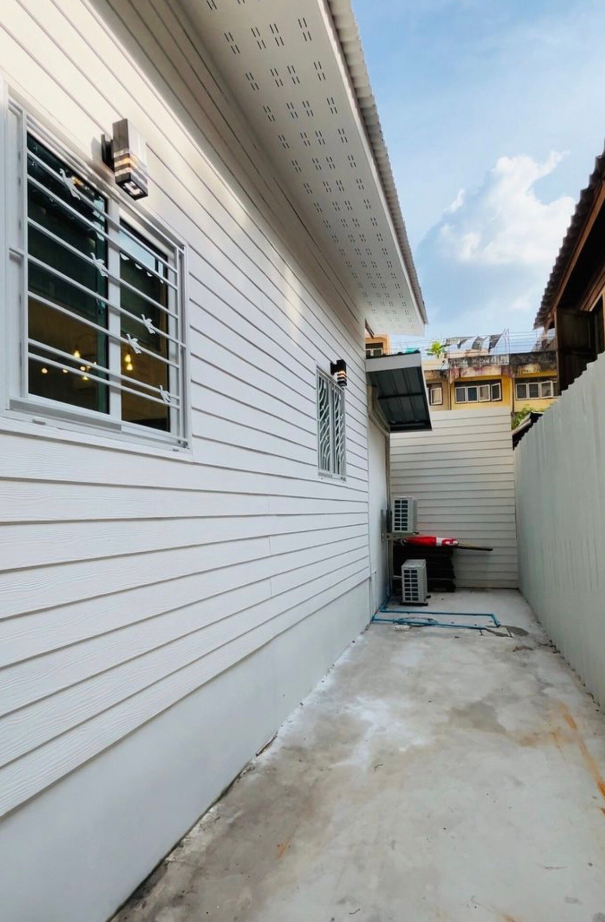 For SaleHouseSathorn, Narathiwat : LTH14579 – House for Sale | Sathorn Soi 17 | 38 sq.w. 152 sqm | 1 Bed 1 Bath | Near BTS Surasak | 27 MB (FROM 30 MB)| House for sale Sathorn Soi 17