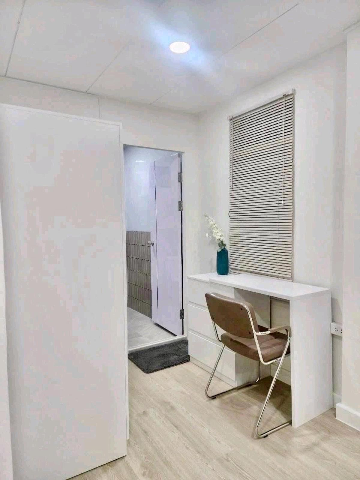 ให้เช่าบ้านรัชดา ห้วยขวาง : ให้เช่าบ้านเดี่ยวห้วยขวาง-รัชดา ใกล้ MRT หลังใหญ่สวยมาก🎄🎋🎋怀光-拉差达地区独栋房屋出租，靠近捷运站。房屋宽敞漂亮。