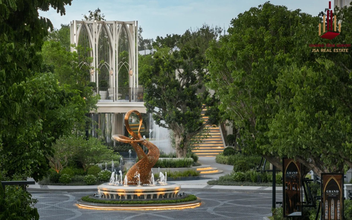 For SaleHousePhutthamonthon, Salaya : ✨ For Sale: Grand Bangkok Boulevard Pinklao Borom ✨ 💰 Only 43,000,000 THB