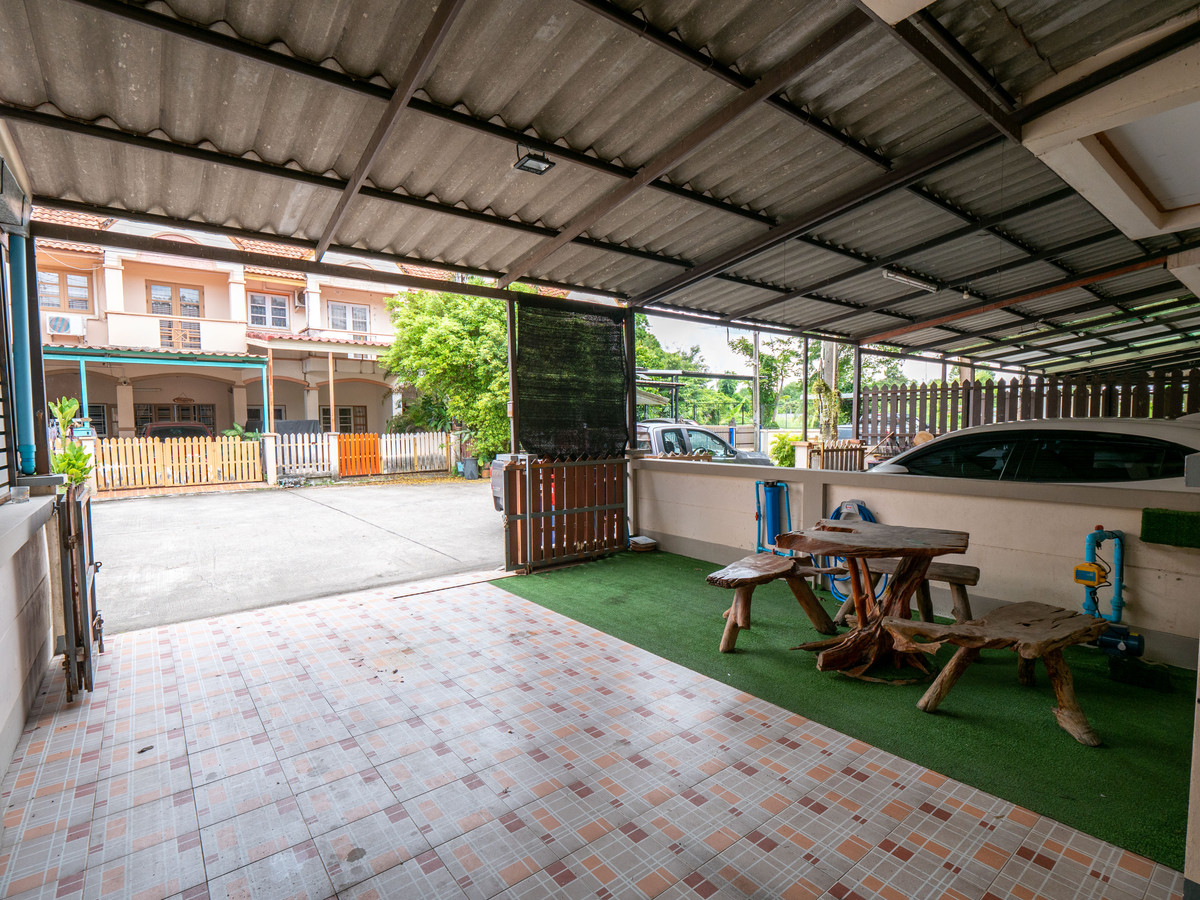 ขายทาวน์โฮมระยอง : #ขายทาว์นเฮาส์ #เมืองระยอง 26 ตรว. 3 นอน 2 น้ำ 2 จอด #ขายถูก 1.89 ล้าน สภาพพร้อมอยู่ ที่ตั้งตำบลทับมา ใกล้ถนนสุขุมวิท ติดถนนนครระยอง3 ซอยแหลมหิน-หนองมะหาด