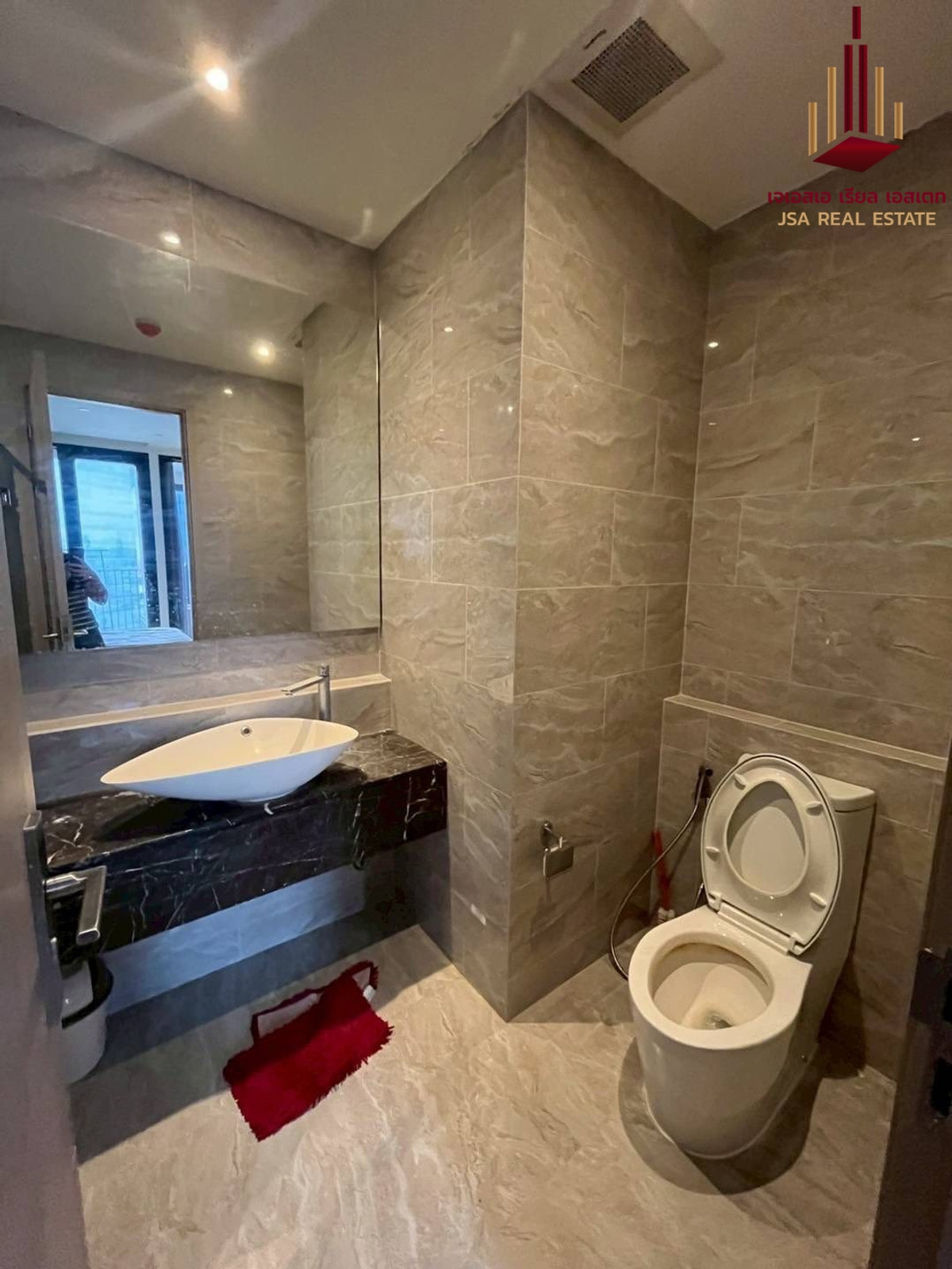 ขายคอนโดพระราม 9 เพชรบุรีตัดใหม่ RCA : ✨ For Sale: Ashton Asoke - Rama 9 Condo ✨  💰 Only 7,750,000 THB