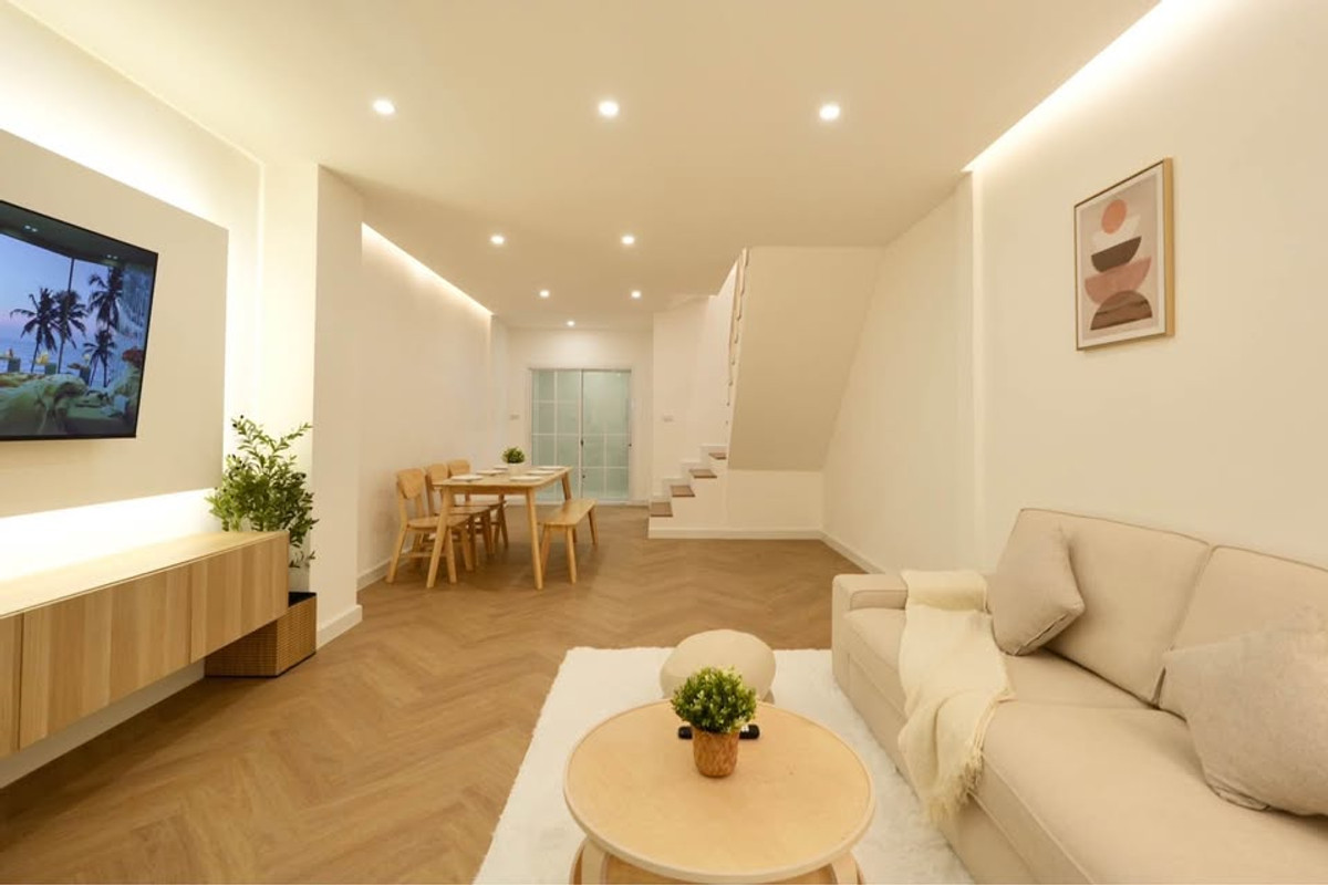 ขายทาวน์โฮมเกษตร นวมินทร์ ลาดปลาเค้า : H0797♛♚ทาวน์เฮ้าส์ 2 ห้องนอน ขาย นวลจันทร์♜ใกล้ แฟชั่นไอส์แลนด์∞099-5919653,065-9423251▚Line@sureresidence