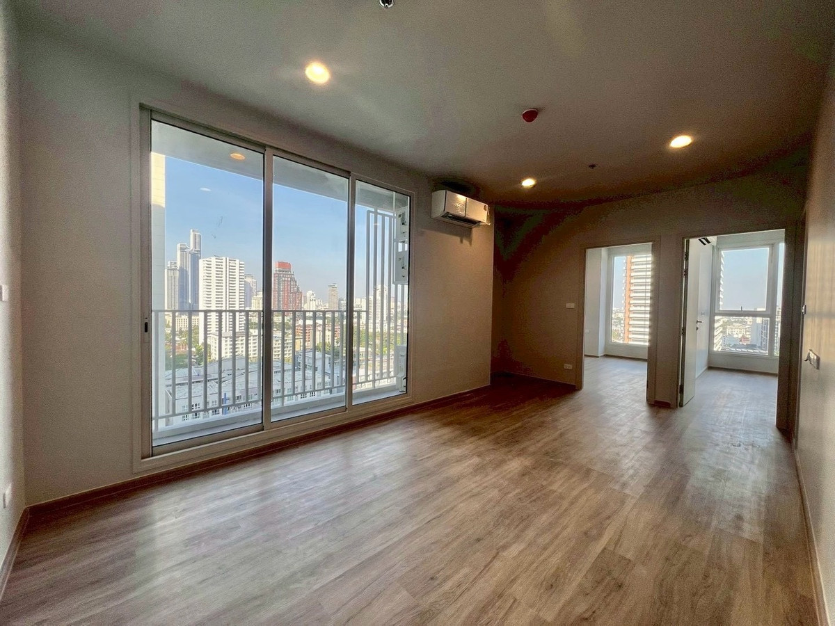 For SaleCondoSukhumvit, Asoke, Thonglor : 2-bedroom corner condo for sale at Culture Thonglor below contract price near BTS Thonglor 350 meters with unblocked Ekamai view
