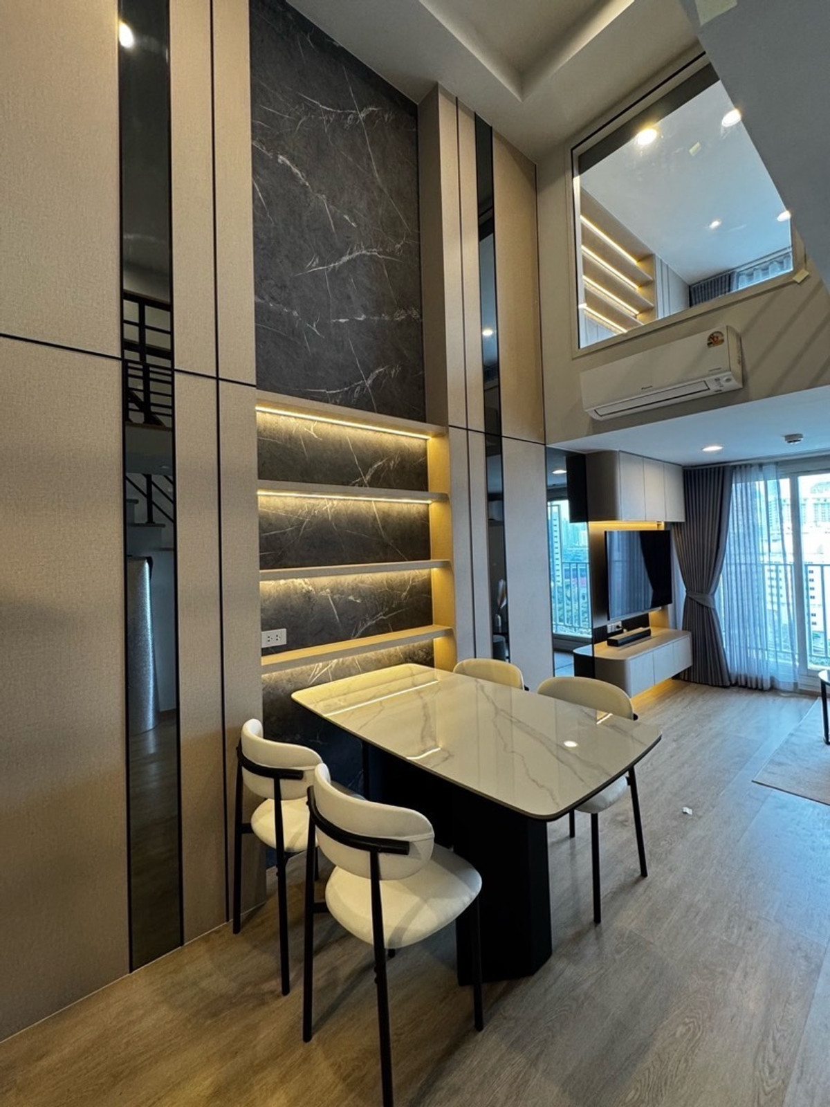 ให้เช่าคอนโดสยาม จุฬา สามย่าน : For Rent 2 bedroom Culture Chula 55,000 baht call 0869017364