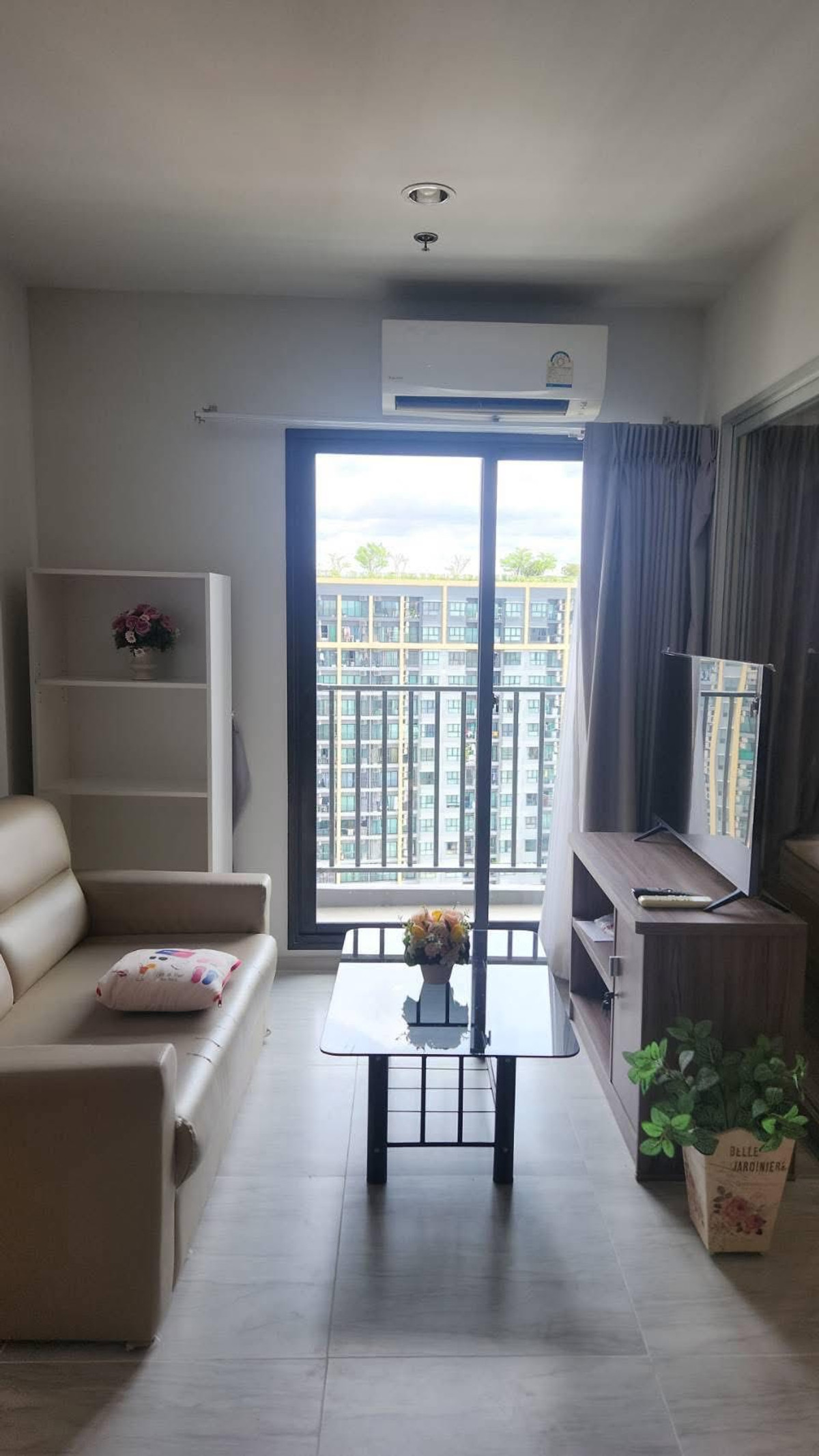 ให้เช่าคอนโดปิ่นเกล้า จรัญสนิทวงศ์ : ⭐️ The Parkland Charan - Pinklao ⭐️ 1 ห้องนอน ขนาด 31 ตรม.  เครื่องใช้ไฟฟ้าครบ