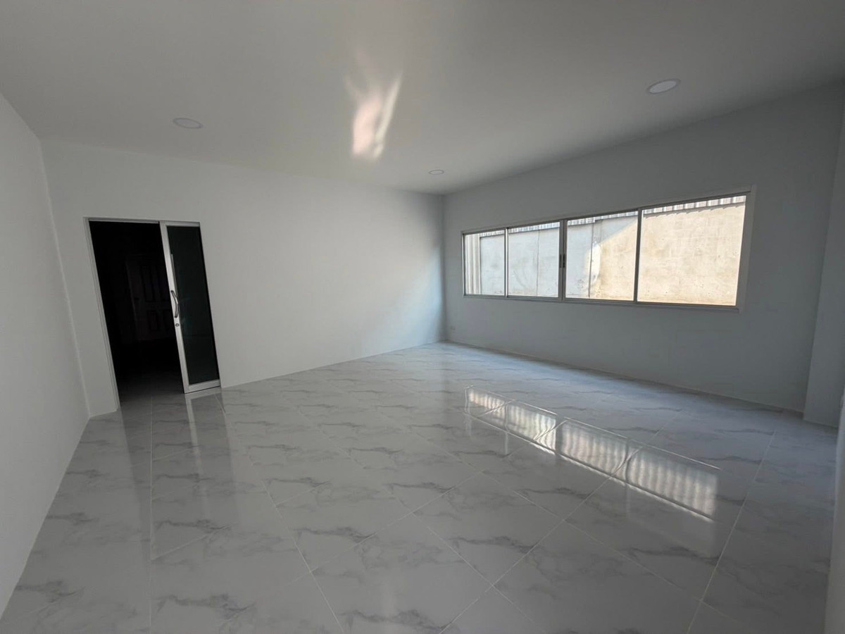 ให้เช่าโกดังพระราม 2 บางขุนเทียน : ปล่อยเช่า ✨ โกดังสร้างใหม่ 📐️ ขนาด 400 ตรม 📍 เอกชัย บางบอน บางขุนเทียน พระราม 2 