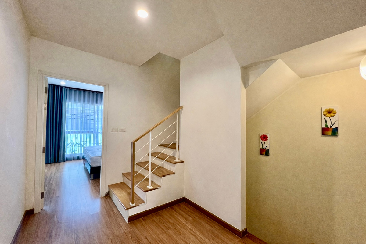 For RentTownhomePattanakan, Srinakarin : For Rent: 3-Storey Townhome at Villette City Pattanakarn 38 | Fully Furnished | South-Facing | Move-In Ready