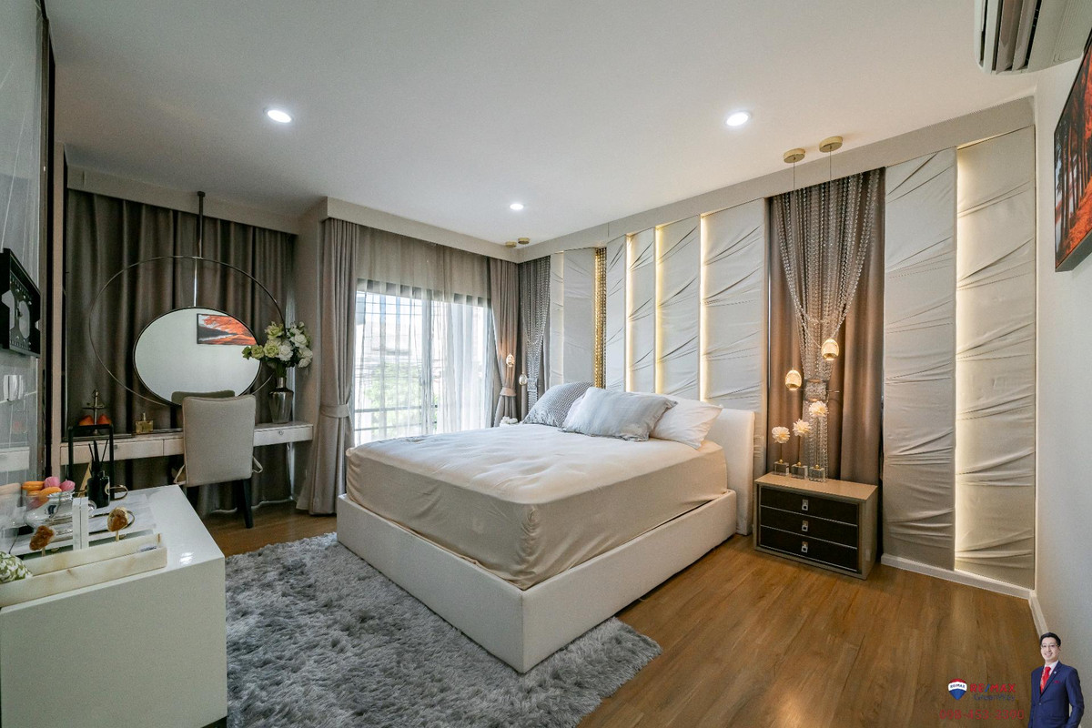 ขายราษฎร์บูรณะ สุขสวัสดิ์ : (มาใหม่!) [ขาย : บ้านตัวอย่าง 😍] บ้านกลางเมือง สาทร-สุขสวัสดิ์ 
42.2 ตร.วา 218 ตร.ม. 4 ห้องนอน 4 ห้องน้ำ + 1 ห้องทำงาน 3-4 ที่จอดรถ