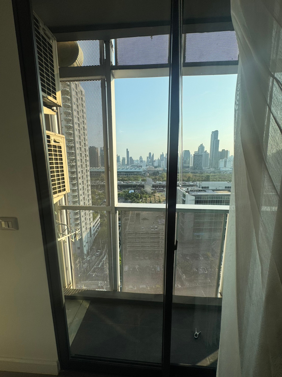 For RentCondoRama9, Petchburi, RCA : For rent, A space ID Asoke-Ratchada 1 bedroom, with automatic parking, near SWU Prasarnmit, MRT Rama 9