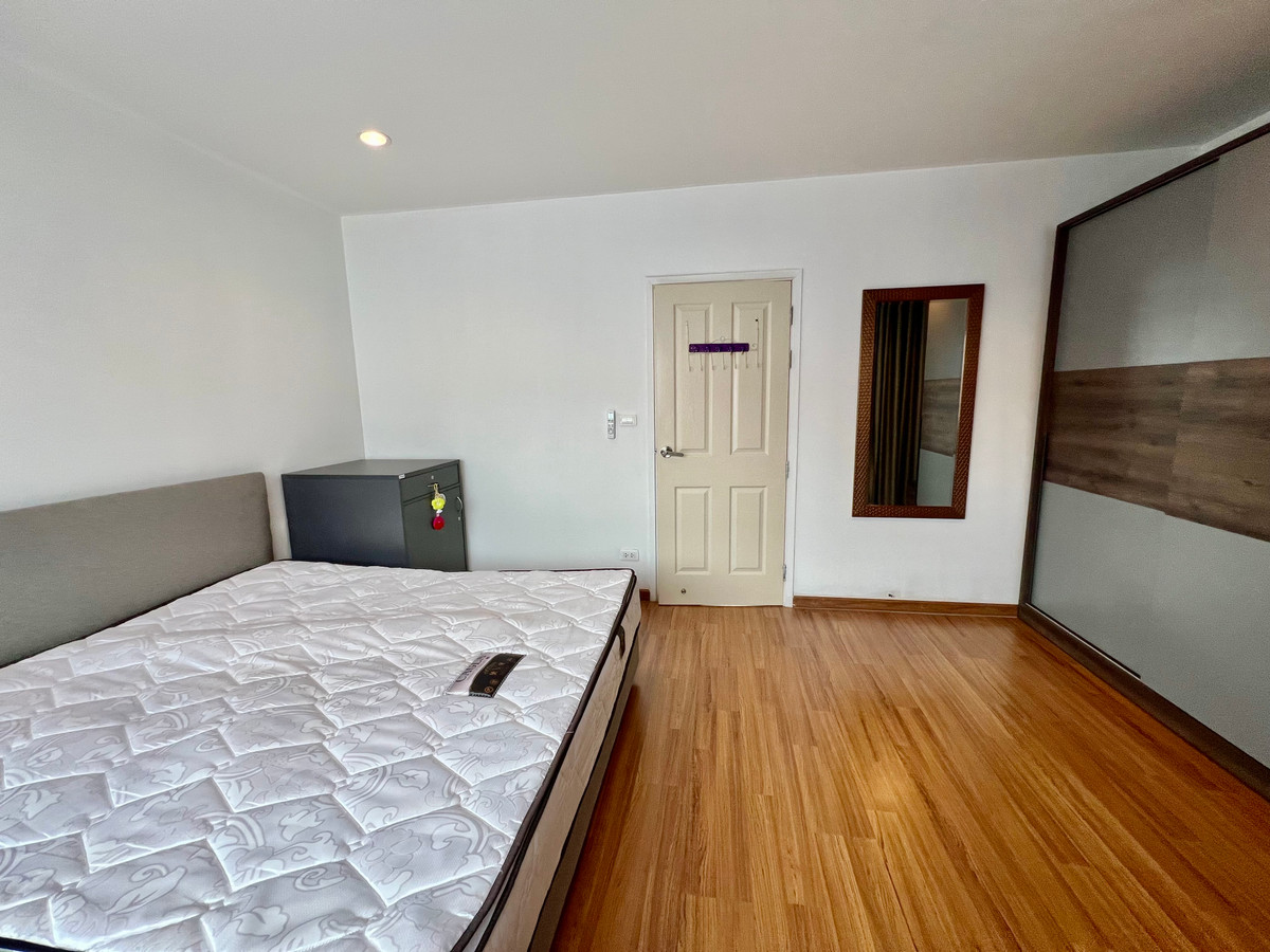 For RentTownhomePattanakan, Srinakarin : For Rent: 3-Storey Townhome at Villette City Pattanakarn 38 | Fully Furnished | South-Facing | Move-In Ready