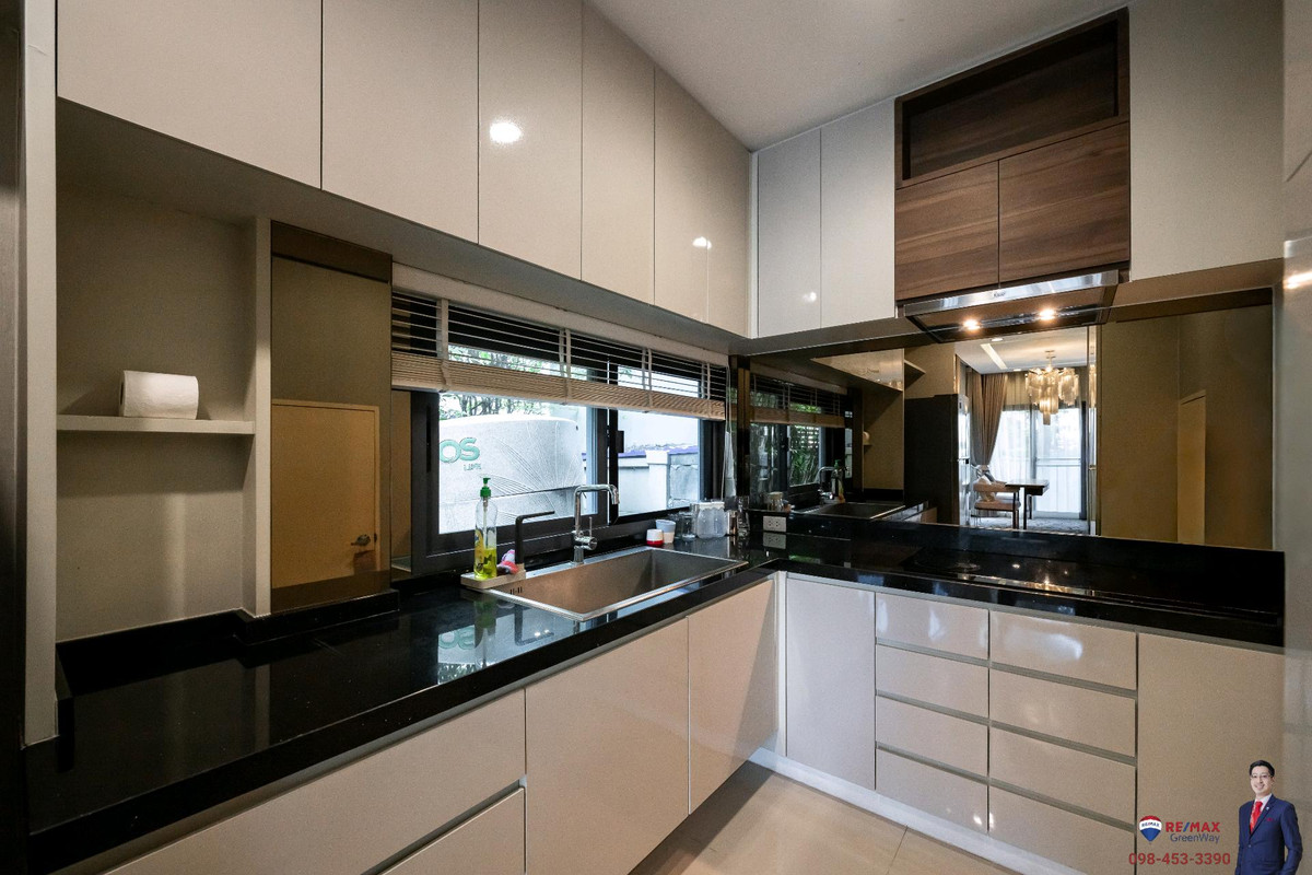 ขายราษฎร์บูรณะ สุขสวัสดิ์ : (มาใหม่!) [ขาย : บ้านตัวอย่าง 😍] บ้านกลางเมือง สาทร-สุขสวัสดิ์ 
42.2 ตร.วา 218 ตร.ม. 4 ห้องนอน 4 ห้องน้ำ + 1 ห้องทำงาน 3-4 ที่จอดรถ