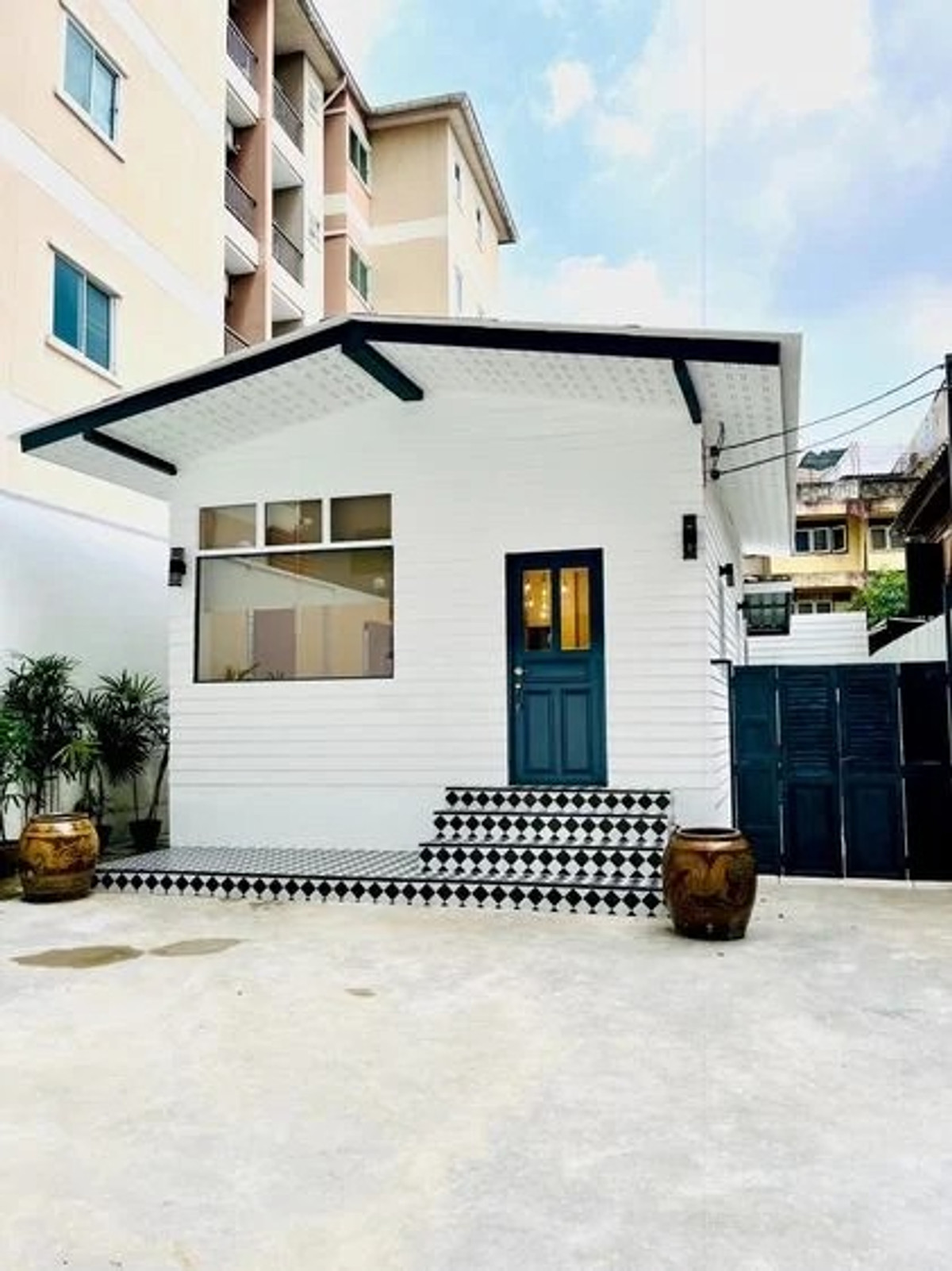 For SaleHouseSathorn, Narathiwat : LTH14579 – House for Sale | Sathorn Soi 17 | 38 sq.w. 152 sqm | 1 Bed 1 Bath | Near BTS Surasak | 27 MB (FROM 30 MB)| House for sale Sathorn Soi 17