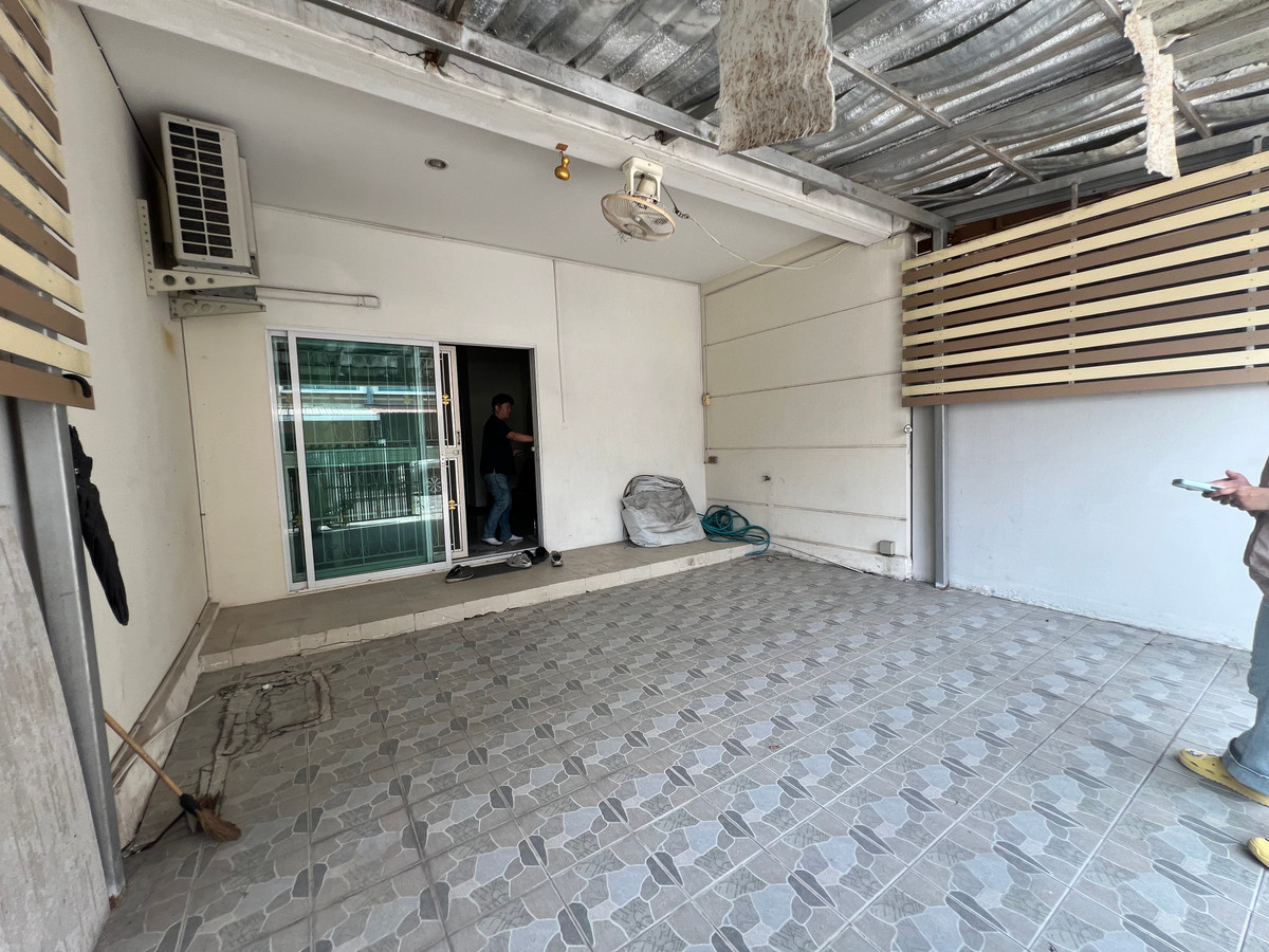 For SaleTownhomePattanakan, Srinakarin : For Sale: 3-Storey Townhome at Villette City Pattanakarn | South-Facing | Prime Location with Easy Access