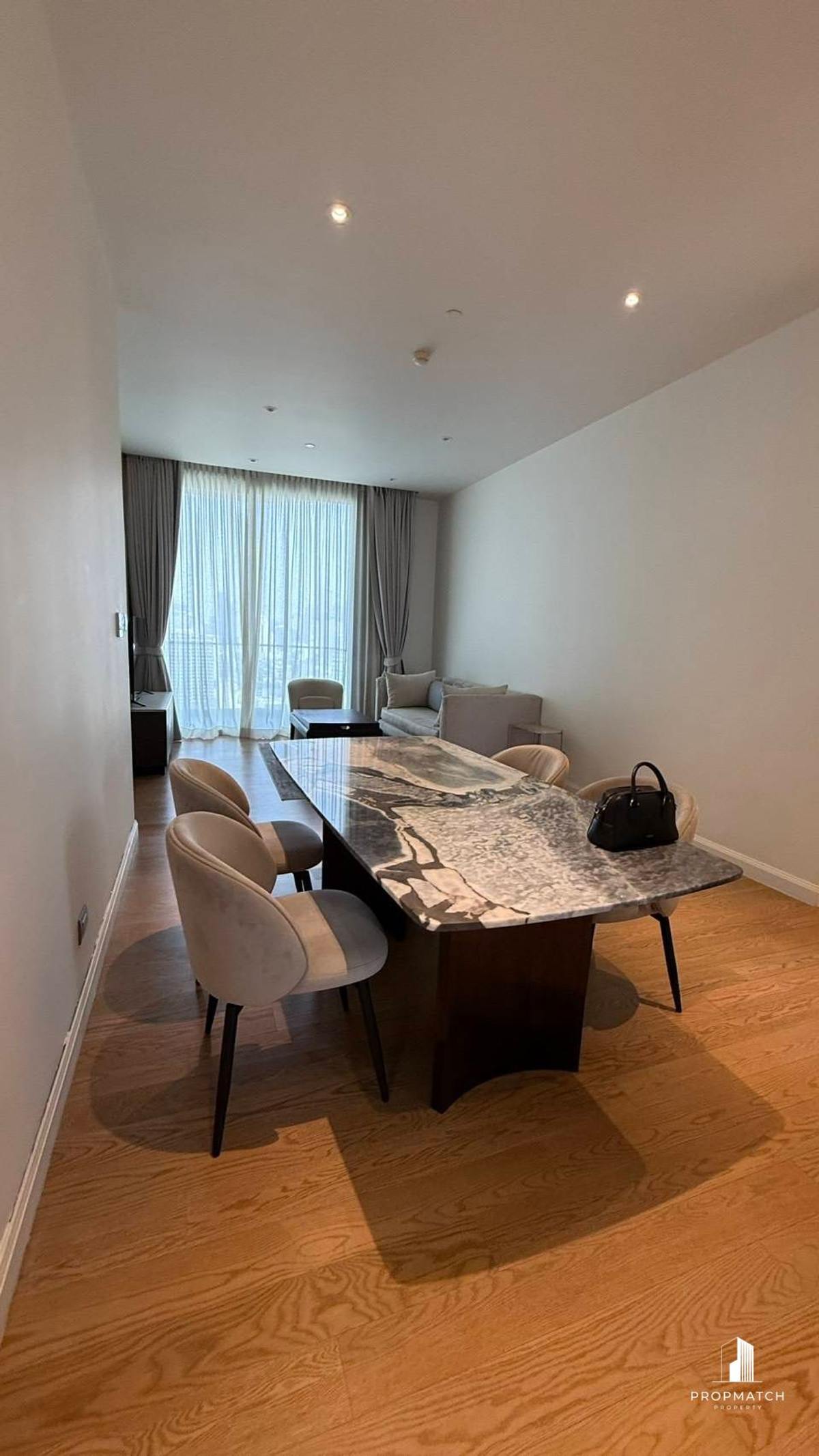 ให้เช่าคอนโดวงเวียนใหญ่ เจริญนคร : ✨Flash Deal ✨Magnolias waterfront residences  (2Bed 2Bath 105.5SQM.) พร้อมอยู่ ! เพียง  100,000 บาทต่อเดือน Tel.0981315848 @propmatch