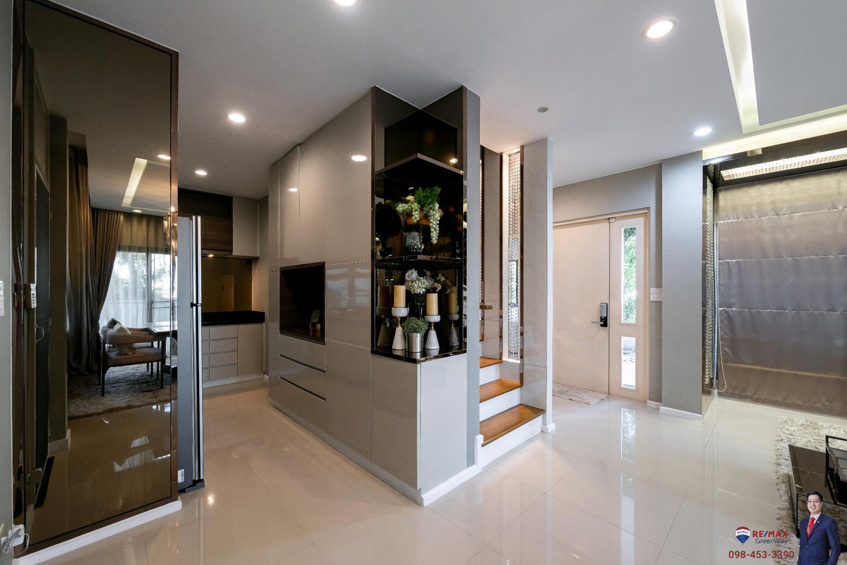 ขายราษฎร์บูรณะ สุขสวัสดิ์ : (มาใหม่!) [ขาย : บ้านตัวอย่าง 😍] บ้านกลางเมือง สาทร-สุขสวัสดิ์ 
42.2 ตร.วา 218 ตร.ม. 4 ห้องนอน 4 ห้องน้ำ + 1 ห้องทำงาน 3-4 ที่จอดรถ