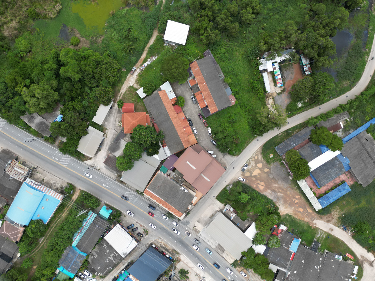 ขายทาวน์โฮมระยอง : #ขายทาว์นเฮาส์ #เมืองระยอง 26 ตรว. 3 นอน 2 น้ำ 2 จอด #ขายถูก 1.89 ล้าน สภาพพร้อมอยู่ ที่ตั้งตำบลทับมา ใกล้ถนนสุขุมวิท ติดถนนนครระยอง3 ซอยแหลมหิน-หนองมะหาด