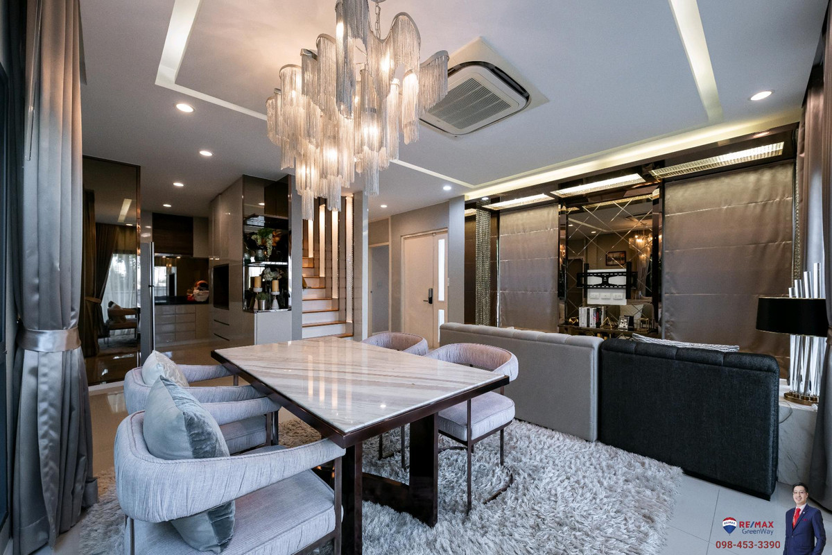 ขายราษฎร์บูรณะ สุขสวัสดิ์ : (มาใหม่!) [ขาย : บ้านตัวอย่าง 😍] บ้านกลางเมือง สาทร-สุขสวัสดิ์ 
42.2 ตร.วา 218 ตร.ม. 4 ห้องนอน 4 ห้องน้ำ + 1 ห้องทำงาน 3-4 ที่จอดรถ