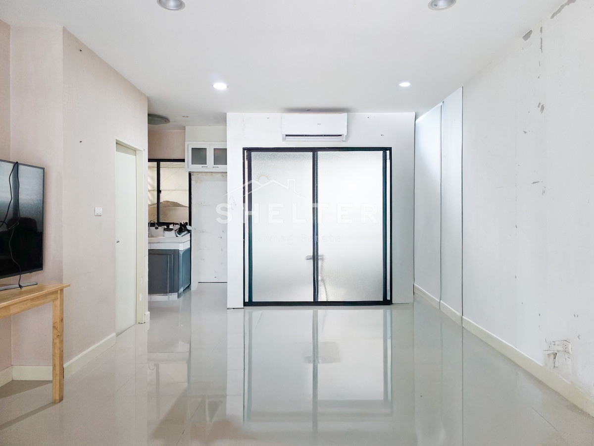 ให้เช่าทาวน์โฮมรามคำแหง หัวหมาก : ทาวน์โฮมให้เช่าด่วน ใกล้ MRT สีส้ม รามคำแหง เชื่อมต่อได้ทั้งเส้น เลียบทางด่วน - รามคำแหง - พระราม 9 🚘