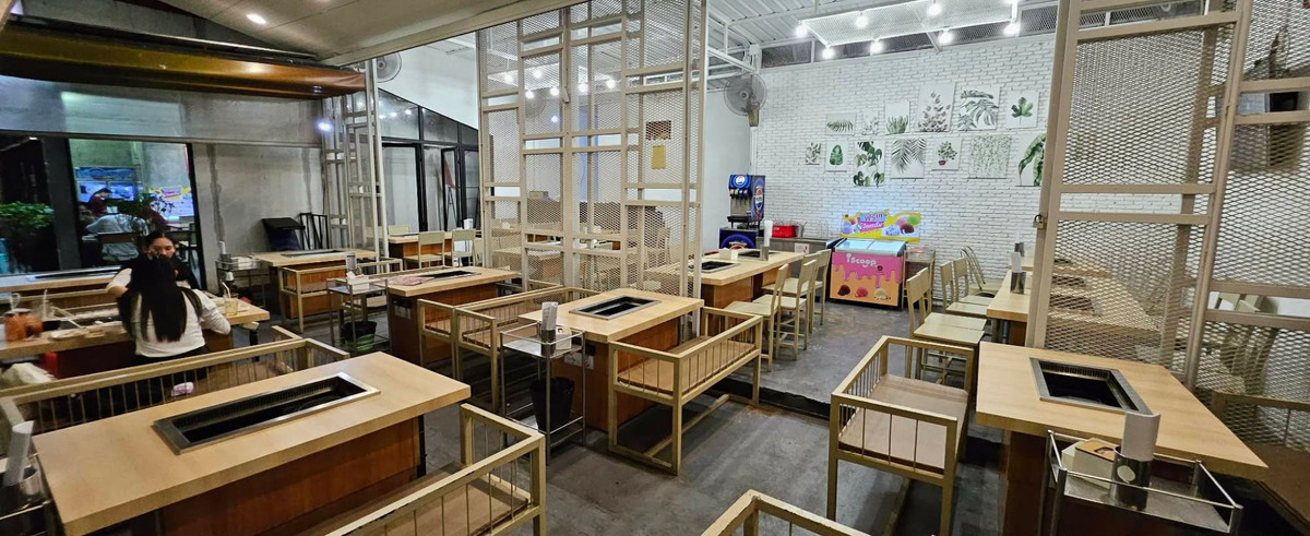 เซ้งร้านค้า/ตลาดนัดอ่อนนุช อุดมสุข : เซ้งร้าน ในตลาดอุดมสุขวอล์ค บางนาใต้ เหมาะมากสำหรับ ปิ้งย่างชาบู คาเฟ่ ร้านขนม คนเยอะ รถผ่านตลอด