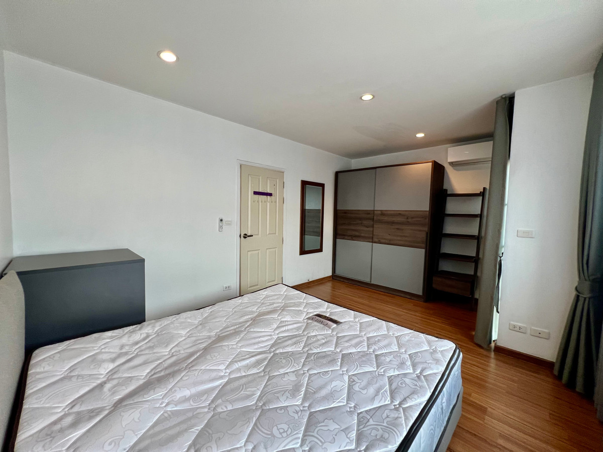 For RentTownhomePattanakan, Srinakarin : For Rent: 3-Storey Townhome at Villette City Pattanakarn 38 | Fully Furnished | South-Facing | Move-In Ready