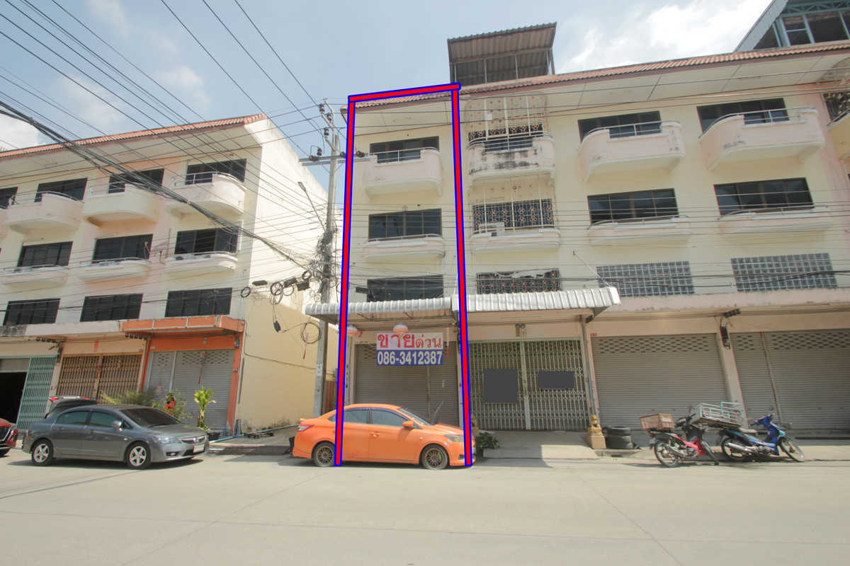 For SaleShop HouseRathburana, Suksawat : Suksawat shophouse, Pracha Uthit, Suksawat 2, Suksawat 64, Pracha Uthit 33, corner room, along the main road in front of the project. Suitable for living, trading, making an office, 3 floors, has a mezzanine, rooftop, near Bhumibol Bridge, price negotiabl