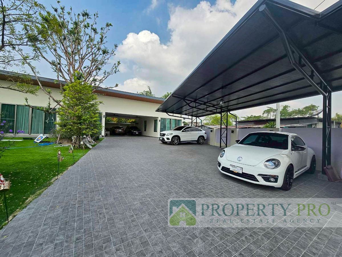 For RentHousePattanakan, Srinakarin : House for Rent Pattanakarn 38, 1-Storey House 3 Bedroom 230 Sqw 310 Sqm middle of Pruksa Avenue Fully Furnished Near Onnut, Srinakarin, Huamak : MJ26R-004