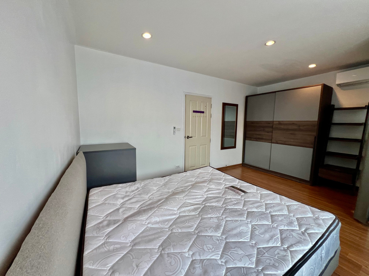 For RentTownhomePattanakan, Srinakarin : For Rent: 3-Storey Townhome at Villette City Pattanakarn 38 | Fully Furnished | South-Facing | Move-In Ready