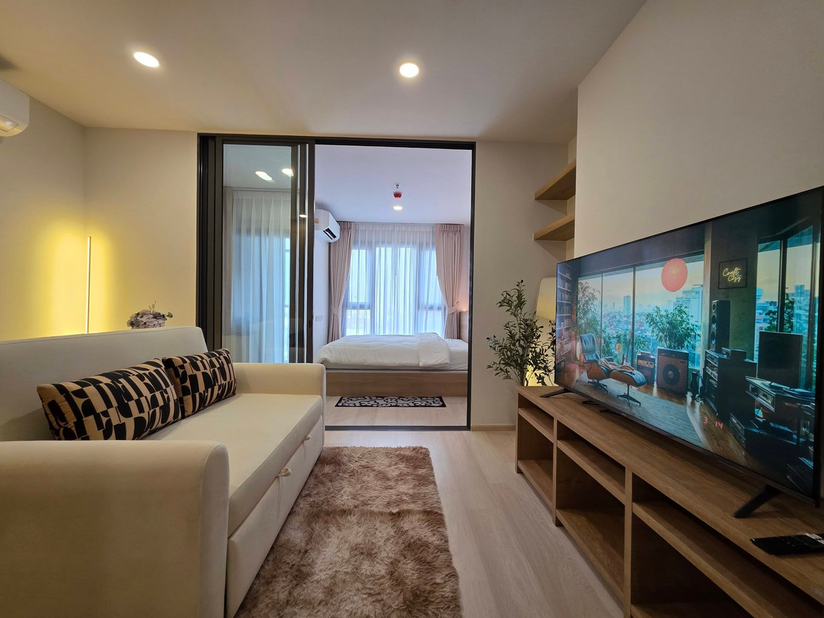 For RentCondoAri,Anusaowaree : ⭐️ Aspire Vibha - Victory ⭐️1 BED 1 BATH beautiful built-in room. There is complete furniture and electrical appliances.