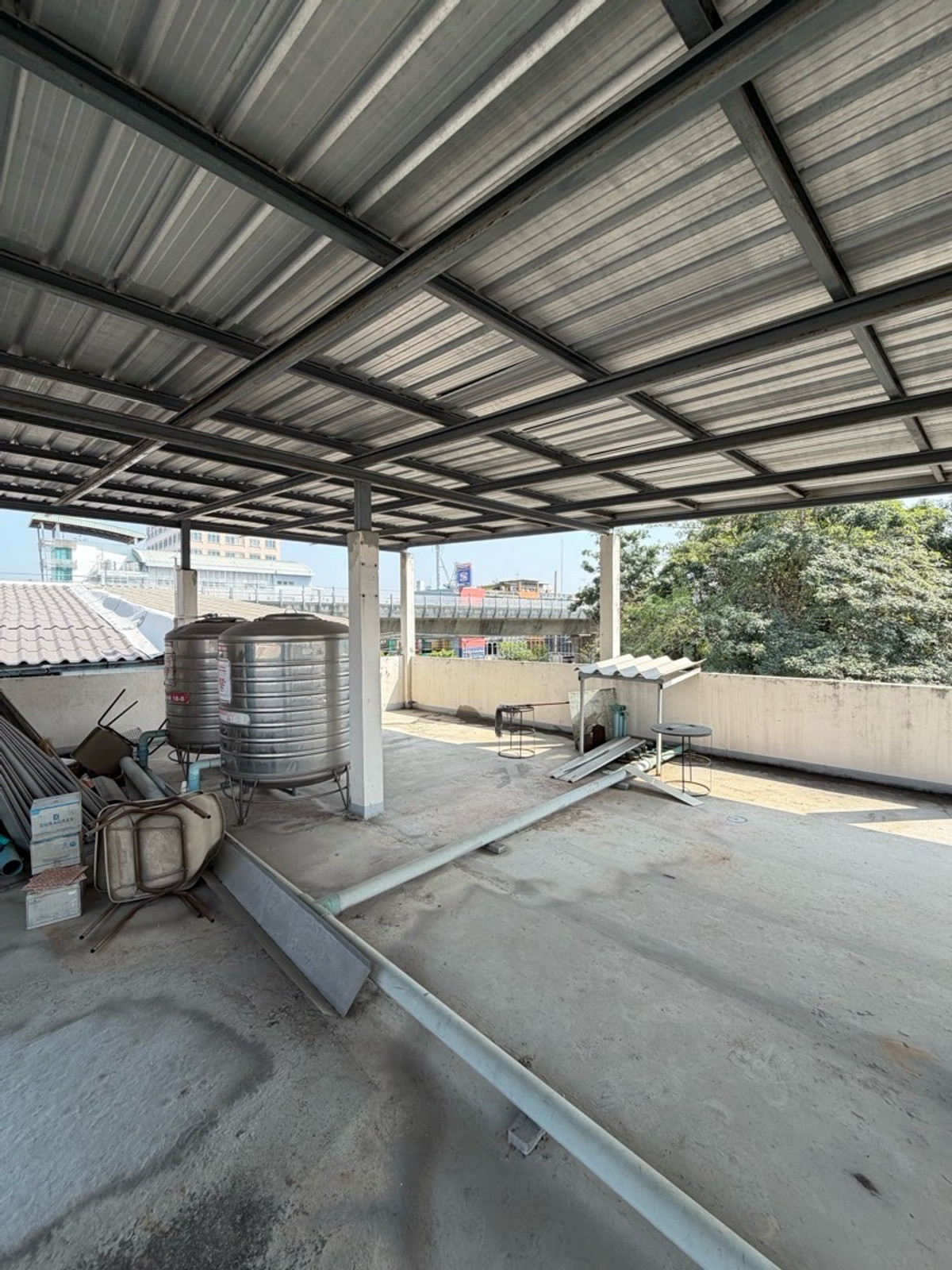 ขายปิ่นเกล้า จรัญสนิทวงศ์ : ขายหอพักปากซอยจรัญ23/1   ห้องเช่าจรัญ23 (บ้านคุณนิยม) 
76 เมตร ปากซอยจรัญฯ