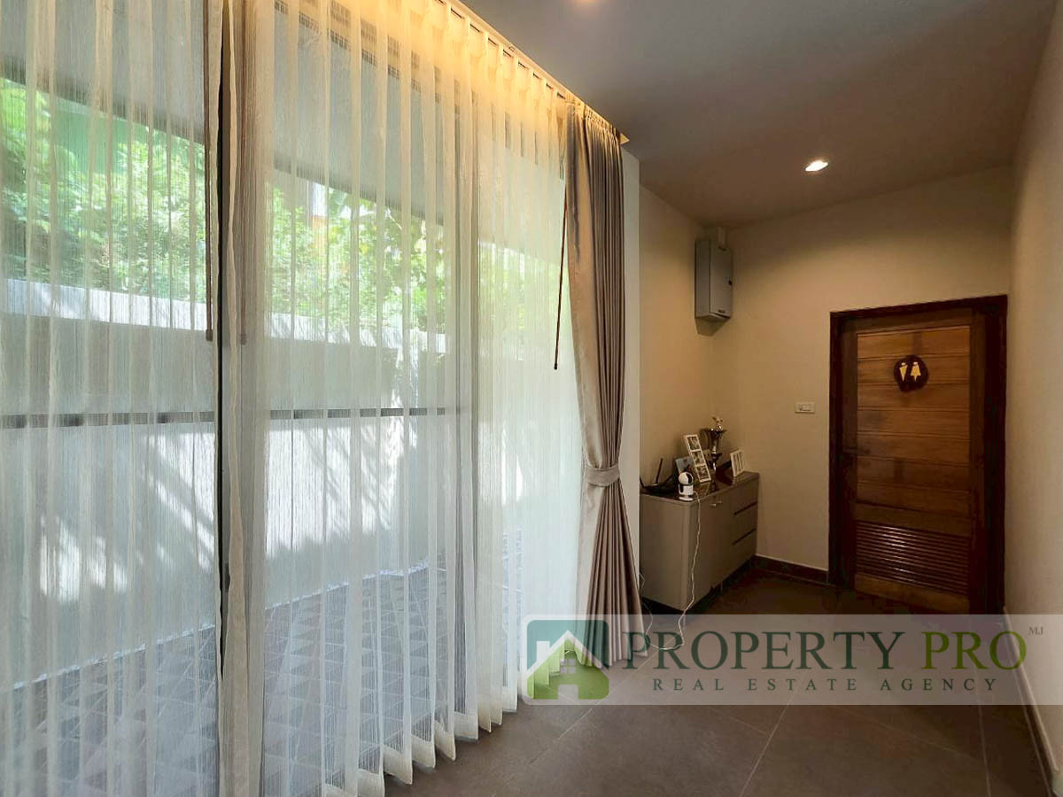 For RentHousePattanakan, Srinakarin : House for Rent Pattanakarn 38, 1-Storey House 3 Bedroom 230 Sqw 310 Sqm middle of Pruksa Avenue Fully Furnished Near Onnut, Srinakarin, Huamak : MJ26R-004