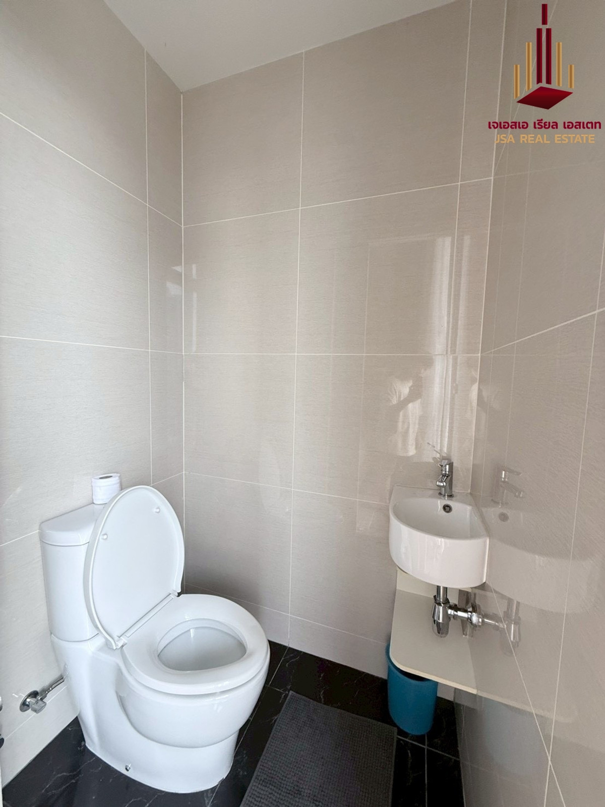 ขายคอนโดสุขุมวิท อโศก ทองหล่อ : ✨ ขาย Park 24 ✨Only 4.3 MB