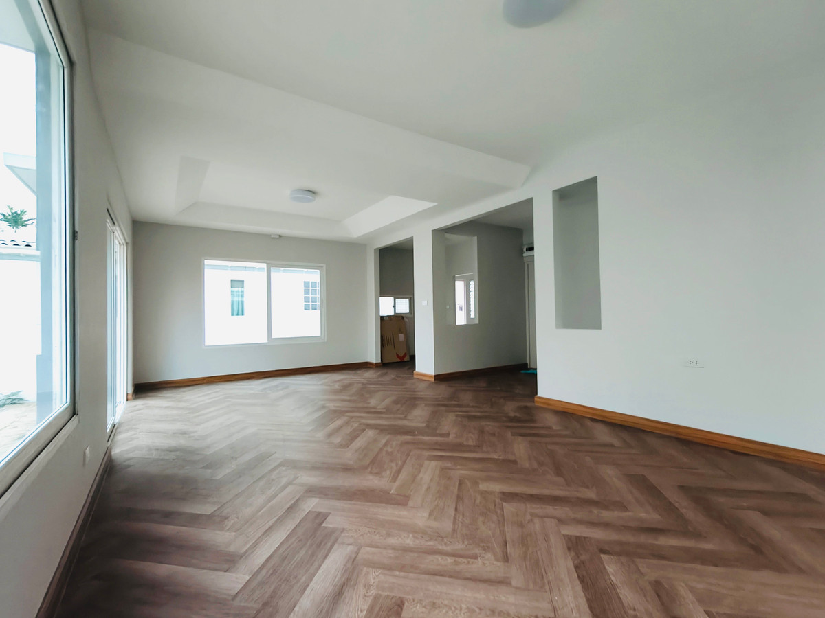 ขายบ้านนวมินทร์ รามอินทรา : ขายบ้านเดี่ยว รีโนเวทใหม่ทั้งหลังเหมือนได้บ้านใหม่ ทำเลถนนสุขาภิบาล 5 ซอย 55  ใกล้ตลาดวงศกรณ์  ตลาดออเงิน สายไหม