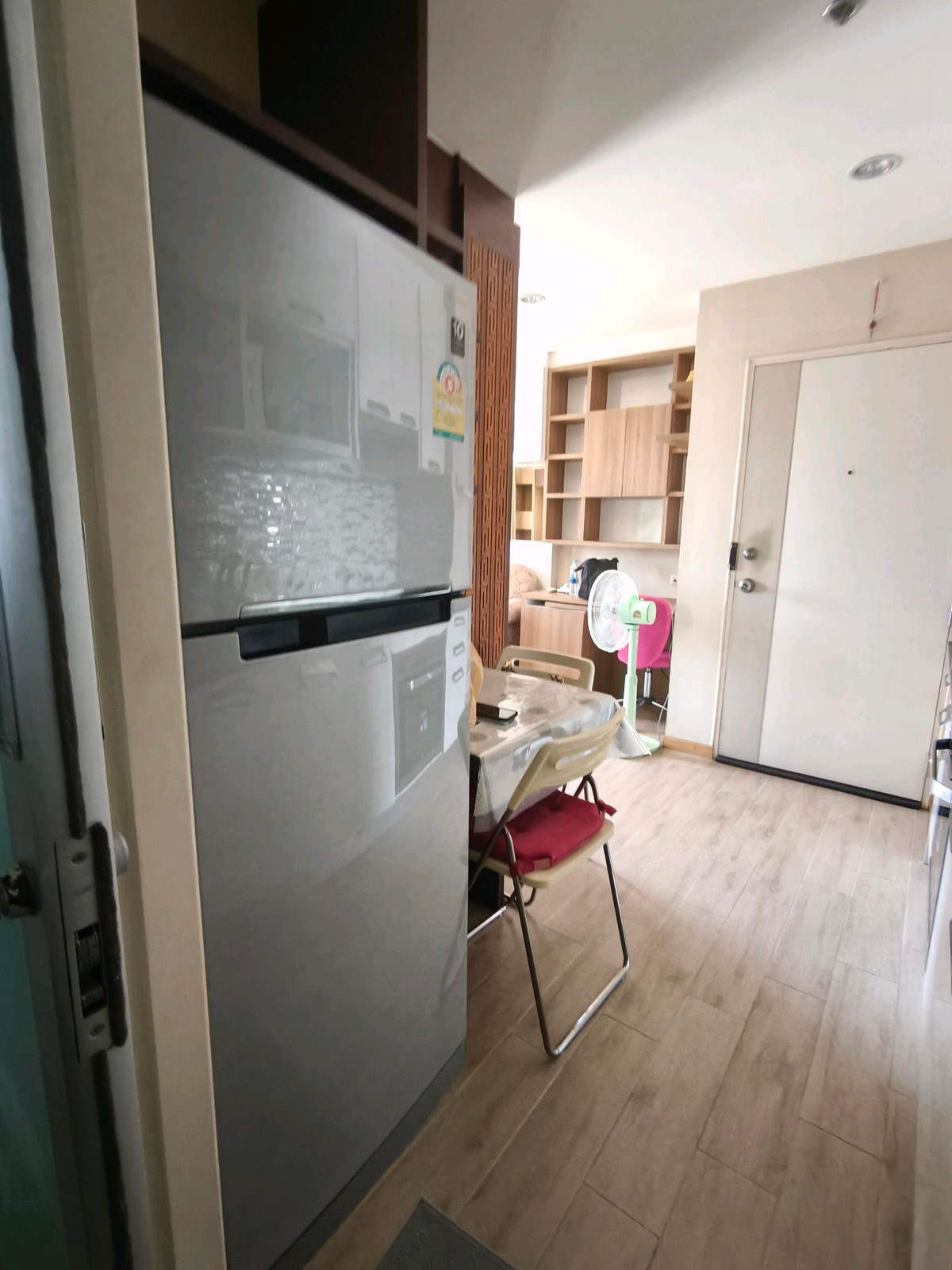 ให้เช่าคอนโดบางนา แบริ่ง ลาซาล : 📌ประกาศ หาผู้เช่า 💥FOR Rent Condo Lumpini Megacity Bangna
ให้เช่าคอนโด ลุมพินี เมกะซึ่ง บางนา

💢 Conner unit will hight floor 
💢 Good view  ... 
💢 Special type 


#คอนโดใกล้รถไฟฟ้า #เช่าคอนโด #apartmentforrent 
 #lumpinimegabangna  #คอนโดใกล้เมกะ 

