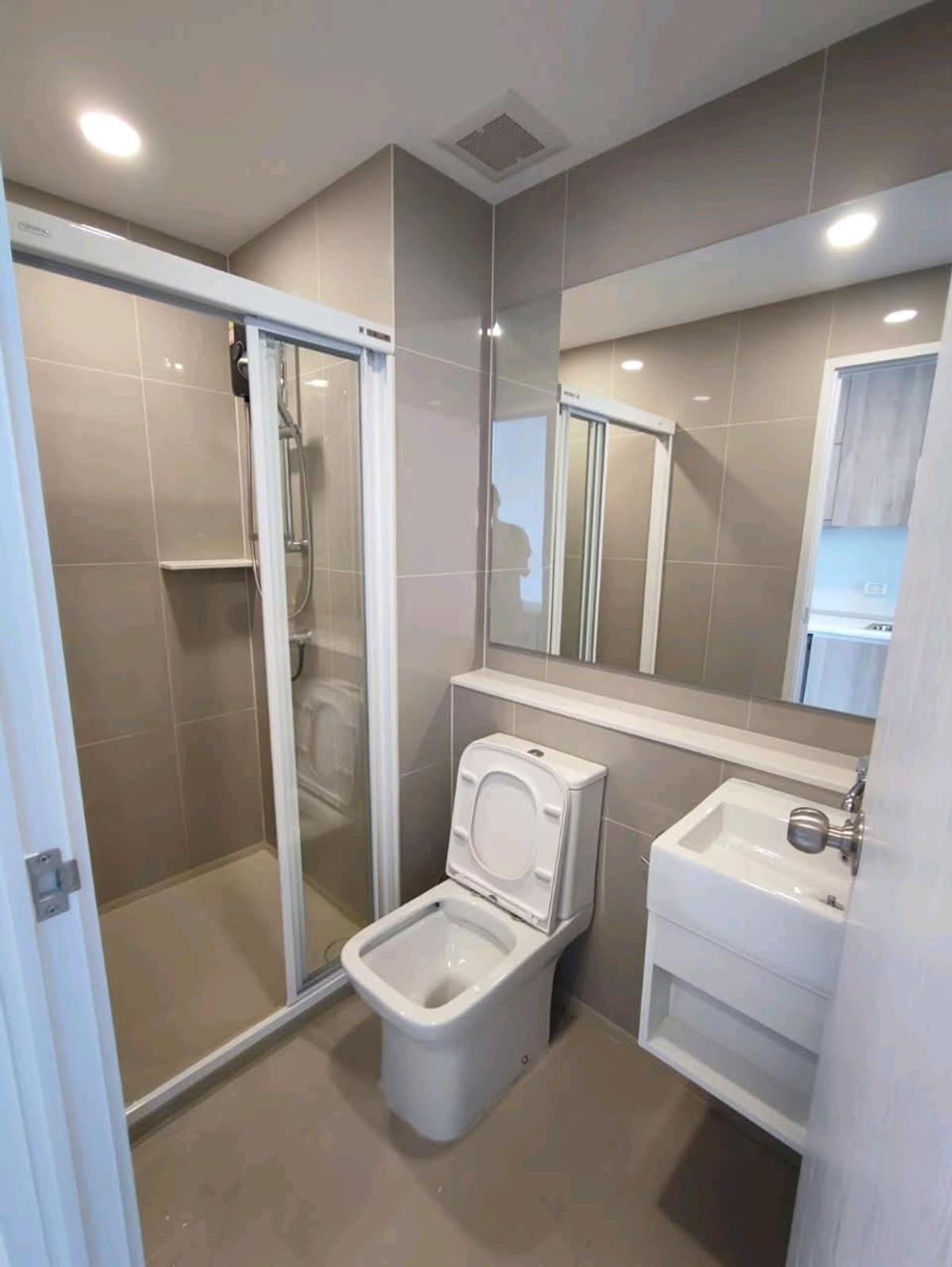 ให้เช่าคอนโดสะพานควาย จตุจักร : ให้เช่า Denim Jatujak ว่าง พ.ค. 