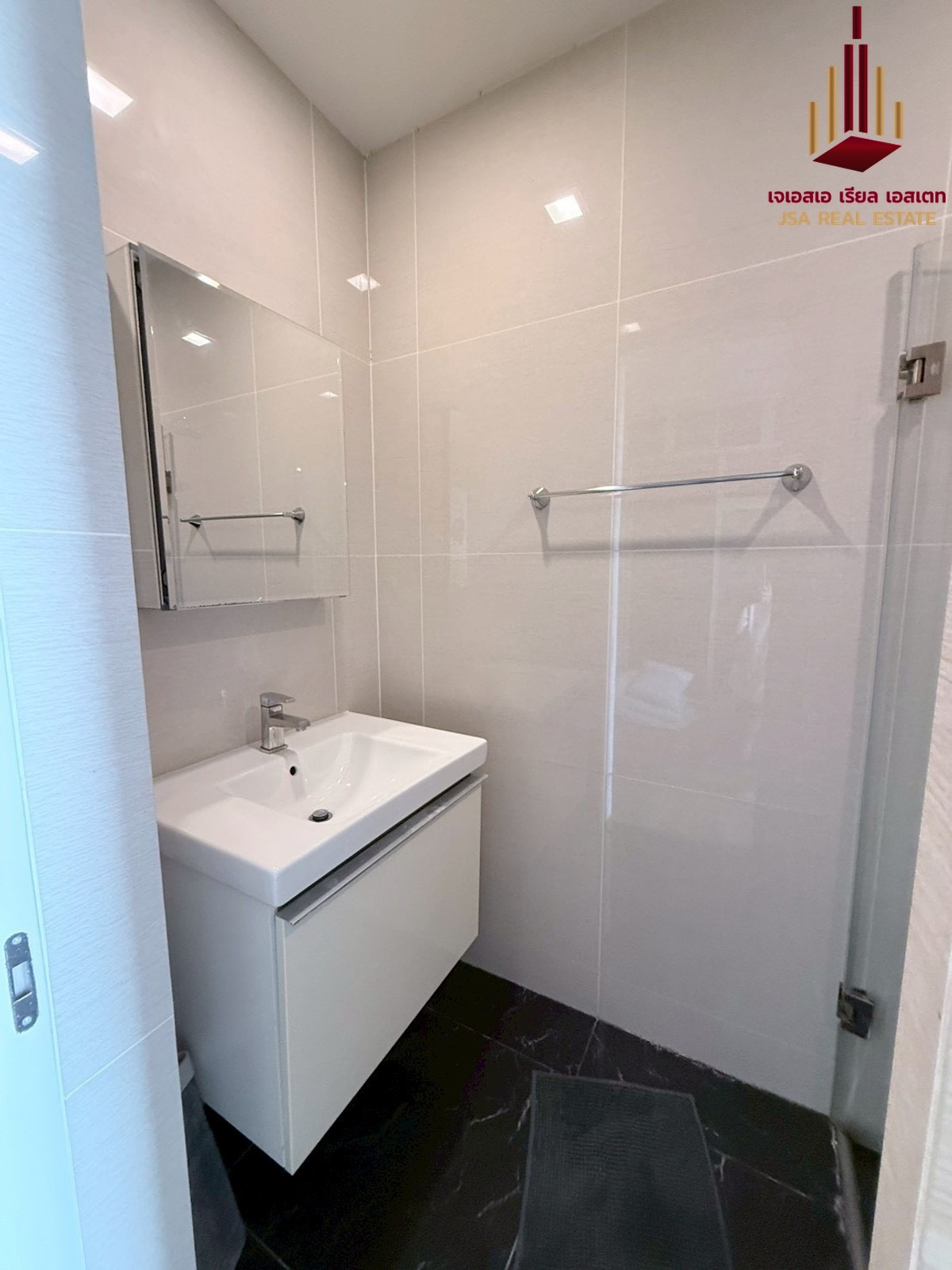 ขายคอนโดสุขุมวิท อโศก ทองหล่อ : ✨ ขาย Park 24 ✨Only 4.3 MB