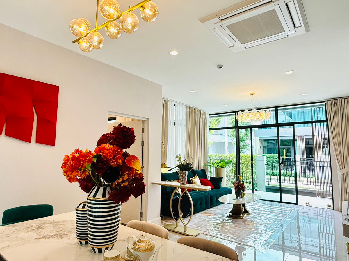 For RentHouseBangna, Bearing, Lasalle : Luxury detached house for rent, Bangkok Boulevard Bangna-Srinakarin. Large luxury detached house, LANAI Series, convenient for every trip!!