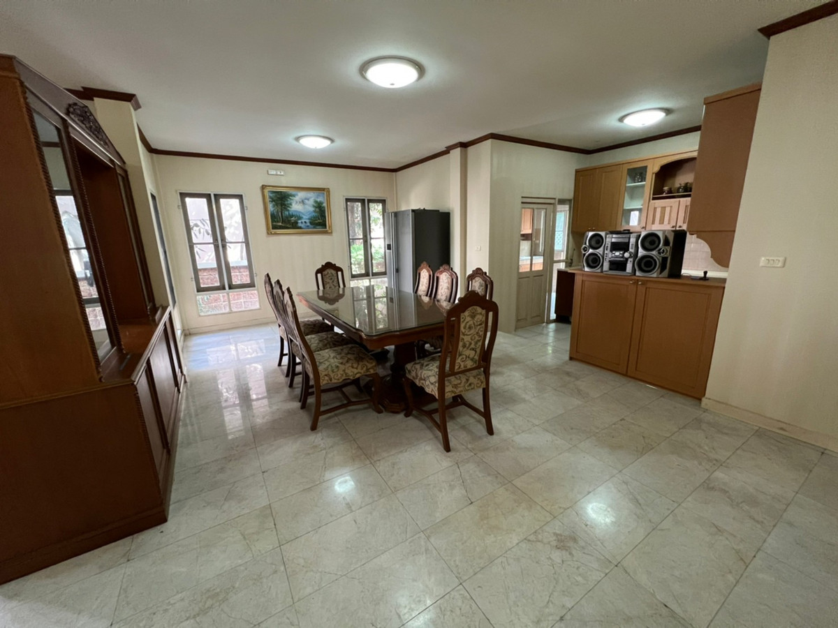 ให้เช่าบ้านพระราม 5 ราชพฤกษ์ บางกรวย : บ้านเดี่ยว ขับรถ 5นาทีถึง DBS พระราม5 ขนาด 130ตรว. ติดถนนกาญจนาภิเษก สวยงาม เฟอร์นิเจอร์ครบ