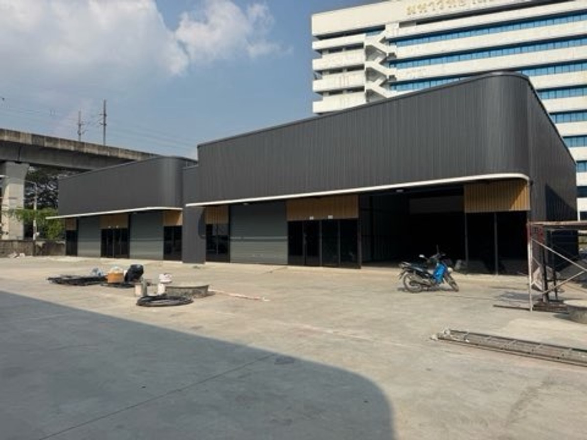 For RentWarehousePattanakan, Srinakarin : 📍 Phatthanakan 25 | Warehouse + office for rent