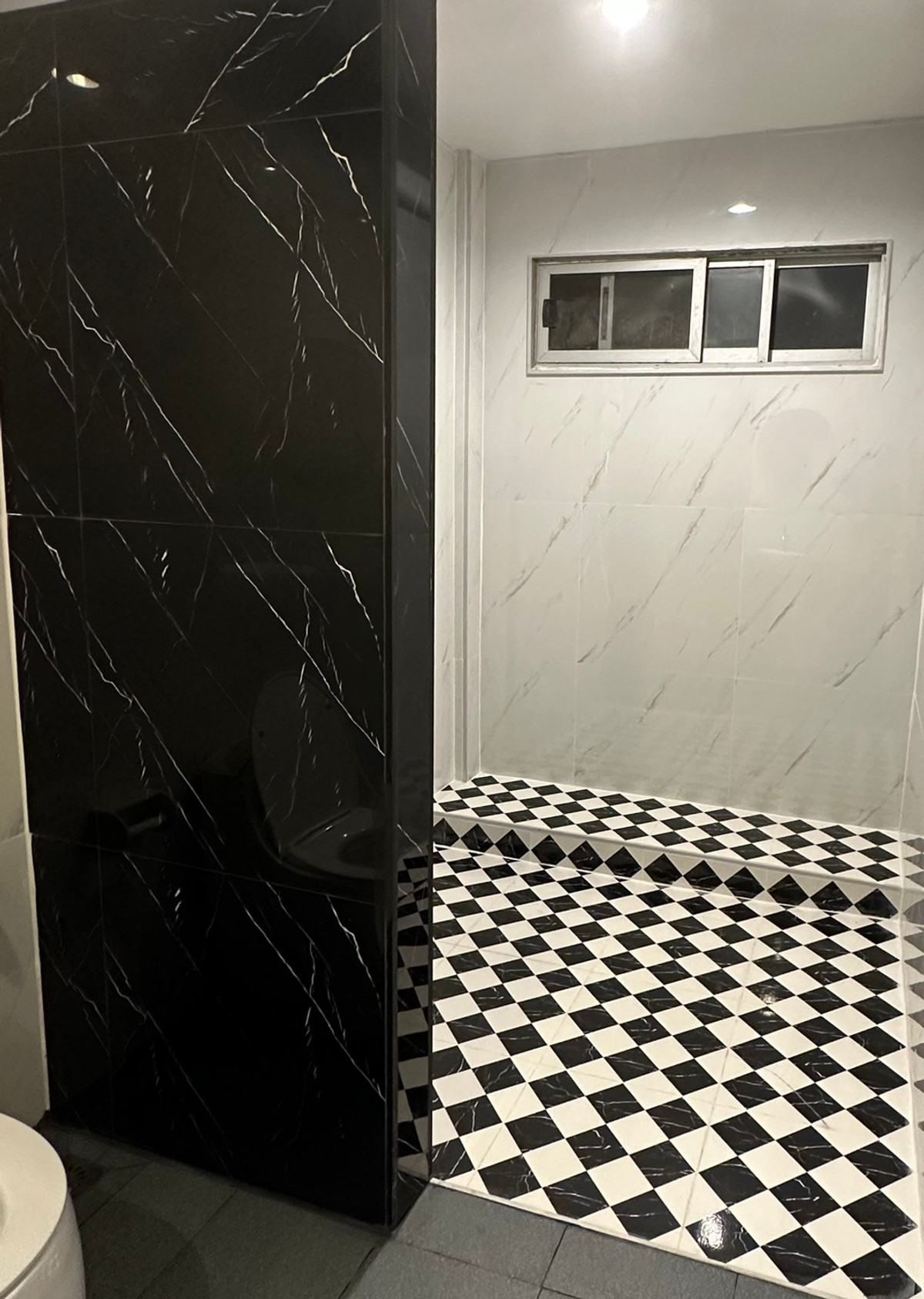 For RentTownhomeSukhumvit, Asoke, Thonglor : (BTS Thonglor, Pet Friendly) Newly Renovated Townhome for Rent – 800 meters to BTS Thong Lo