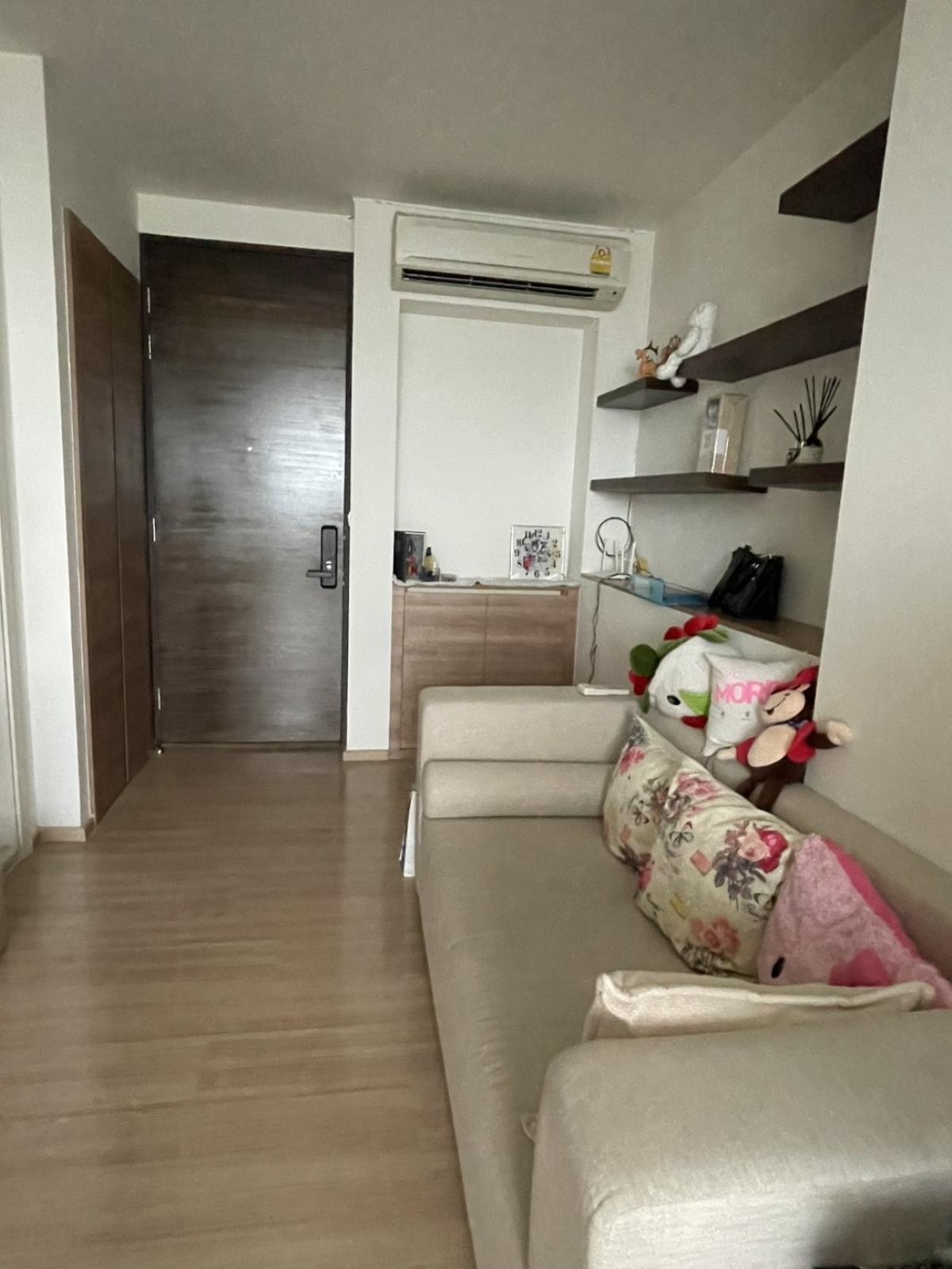 For RentCondoSapankwai,Jatujak : 24/03/2026, Luxury condo Rhythm Phahol - Ari 1 bedroom 18,000 baht/month
Near BTS Ari with swimming pool and fitness center available! 0642748883