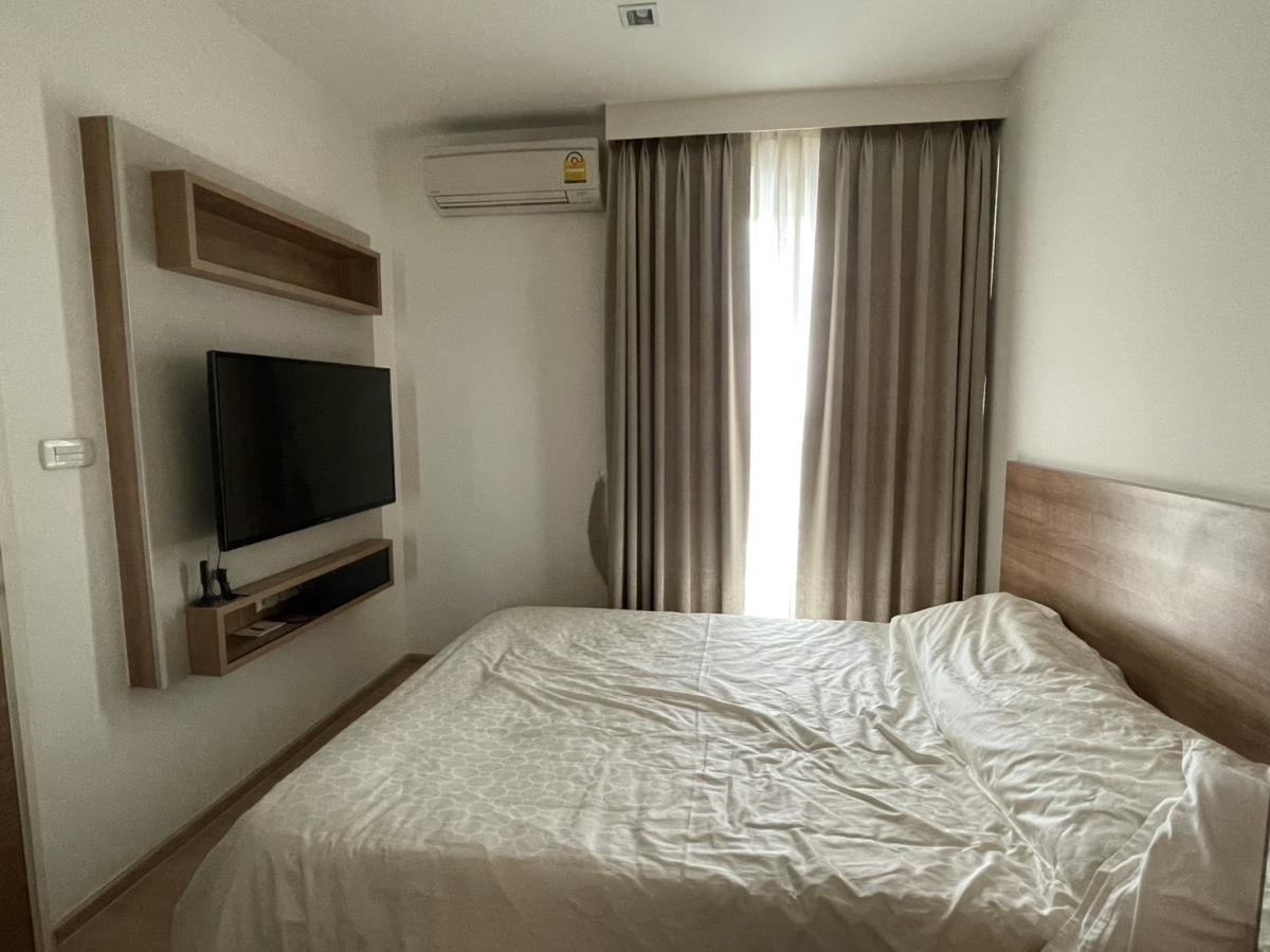 For RentCondoSapankwai,Jatujak : 24/03/2026, Luxury condo Rhythm Phahol - Ari 1 bedroom 18,000 baht/month
Near BTS Ari with swimming pool and fitness center available! 0642748883