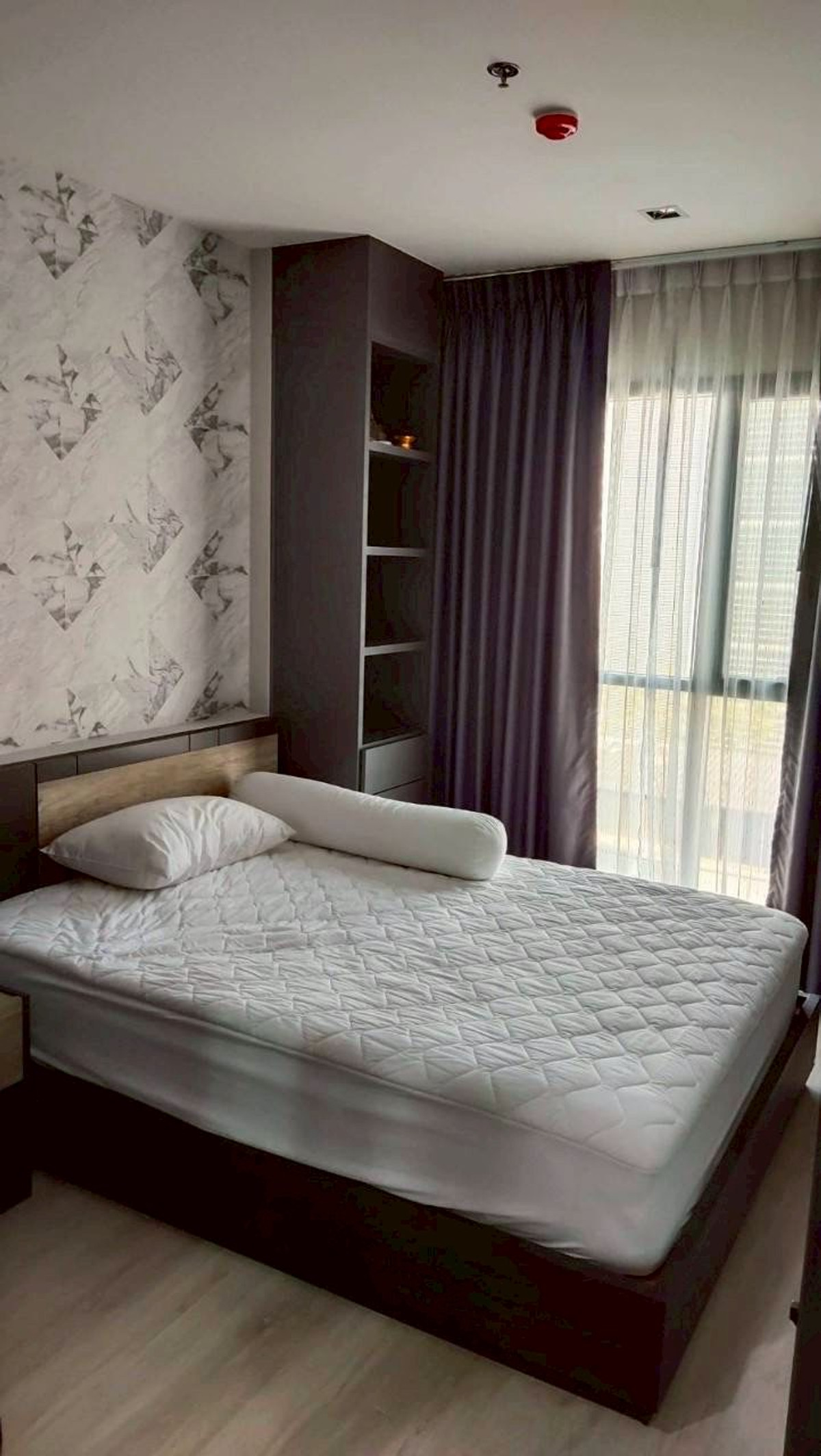 For RentCondoRatchathewi,Phayathai : For urgent rent, 2 bedrooms, 1 bathroom, Rhythm Rangnam, Rhythm Rangnam (ready to move in)