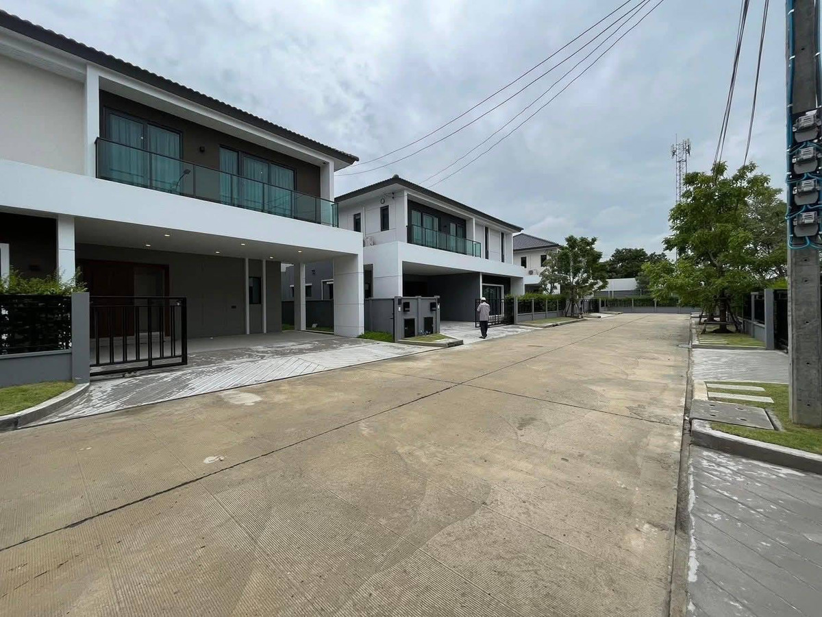 ให้เช่าบ้านวิภาวดี ดอนเมือง หลักสี่ : 📌 ให้เช่า บ้านเดี่ยวหลังมุมสวยทำเลดี Centro วิภาวดี  📍ใกล้ Harrow International School 