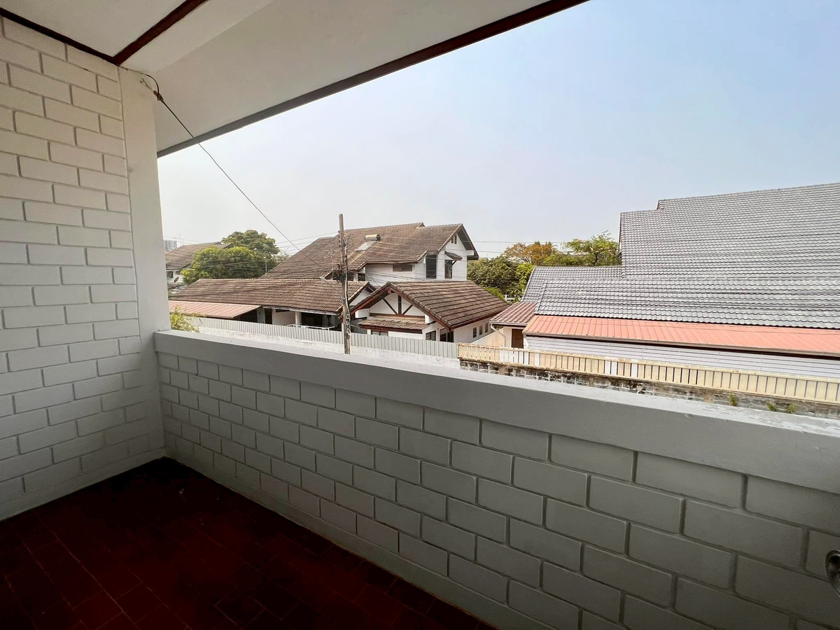 ให้เช่าบ้านเกษตรศาสตร์ รัชโยธิน : บ้านให้เช่า อยู่อาศัยหรือทำออฟฟิศ ใกล้รถไฟฟ้าพหล59  ม.ราชตฤนมัย