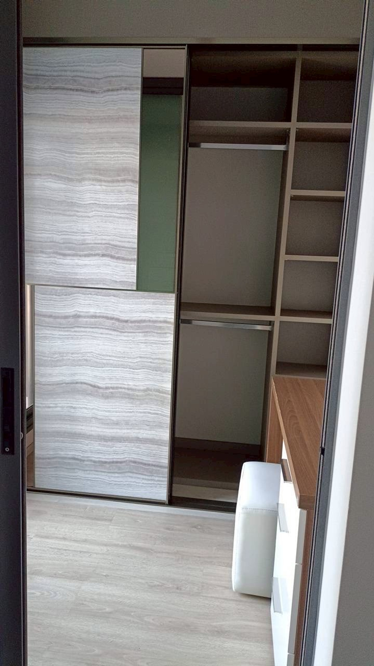 For RentCondoRatchathewi,Phayathai : For urgent rent, 2 bedrooms, 1 bathroom, Rhythm Rangnam, Rhythm Rangnam (ready to move in)